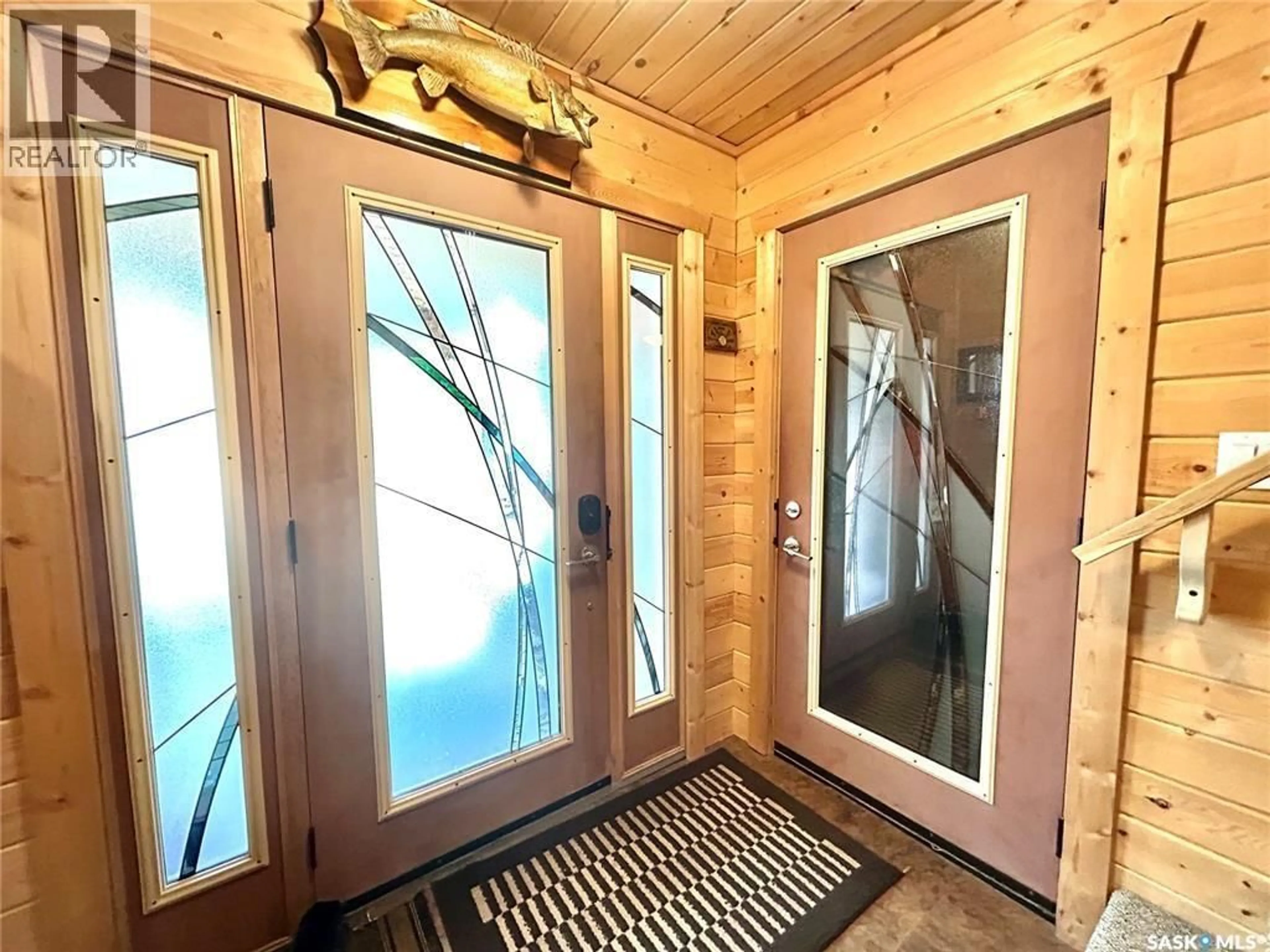 Indoor entryway for 10 HILLVIEW DRIVE, Nipawin Rm No. 487 Saskatchewan S0E1E0