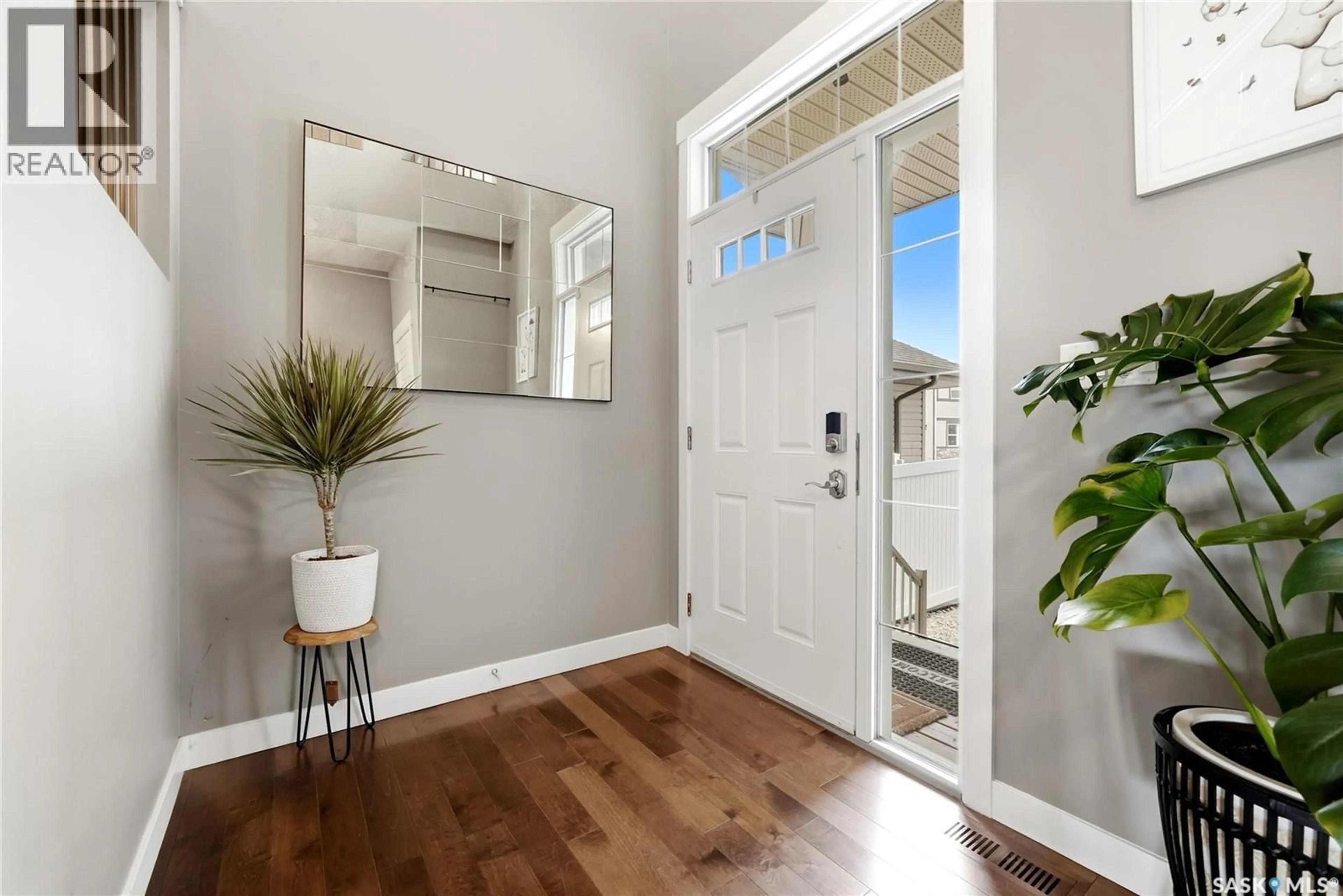 Indoor entryway for 3504 GREEN LILY ROAD, Regina Saskatchewan S4V3M8