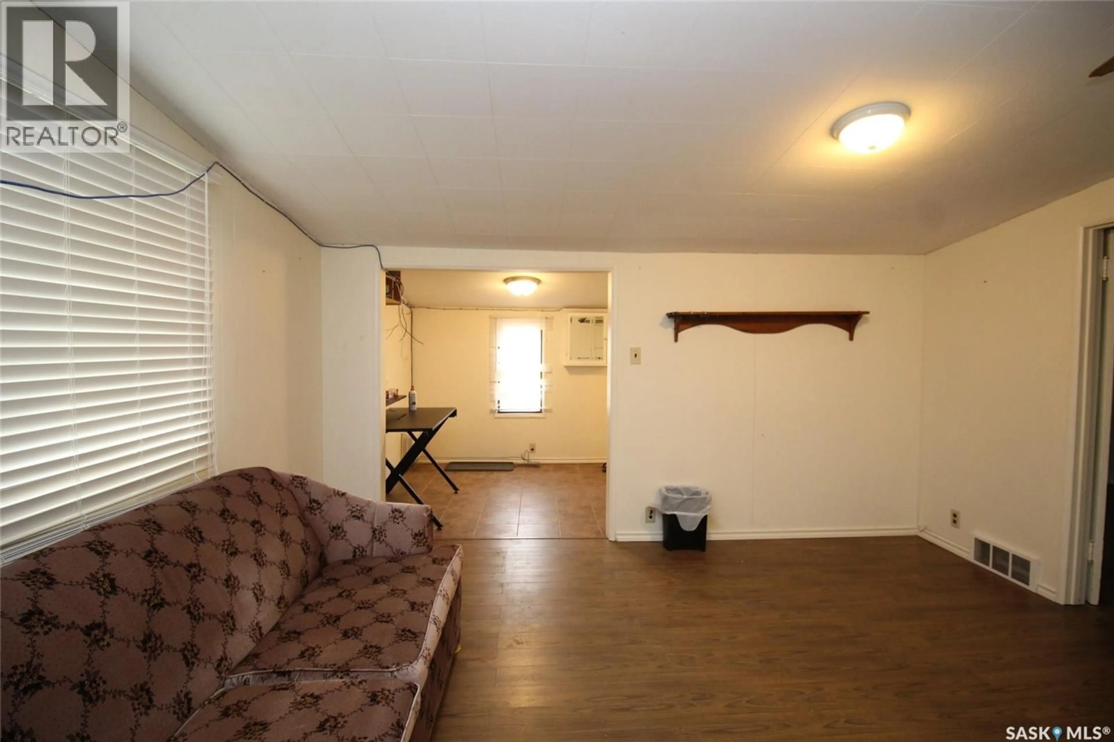 A pic of a room for 403 4TH STREET, Shaunavon Saskatchewan S0N2M0