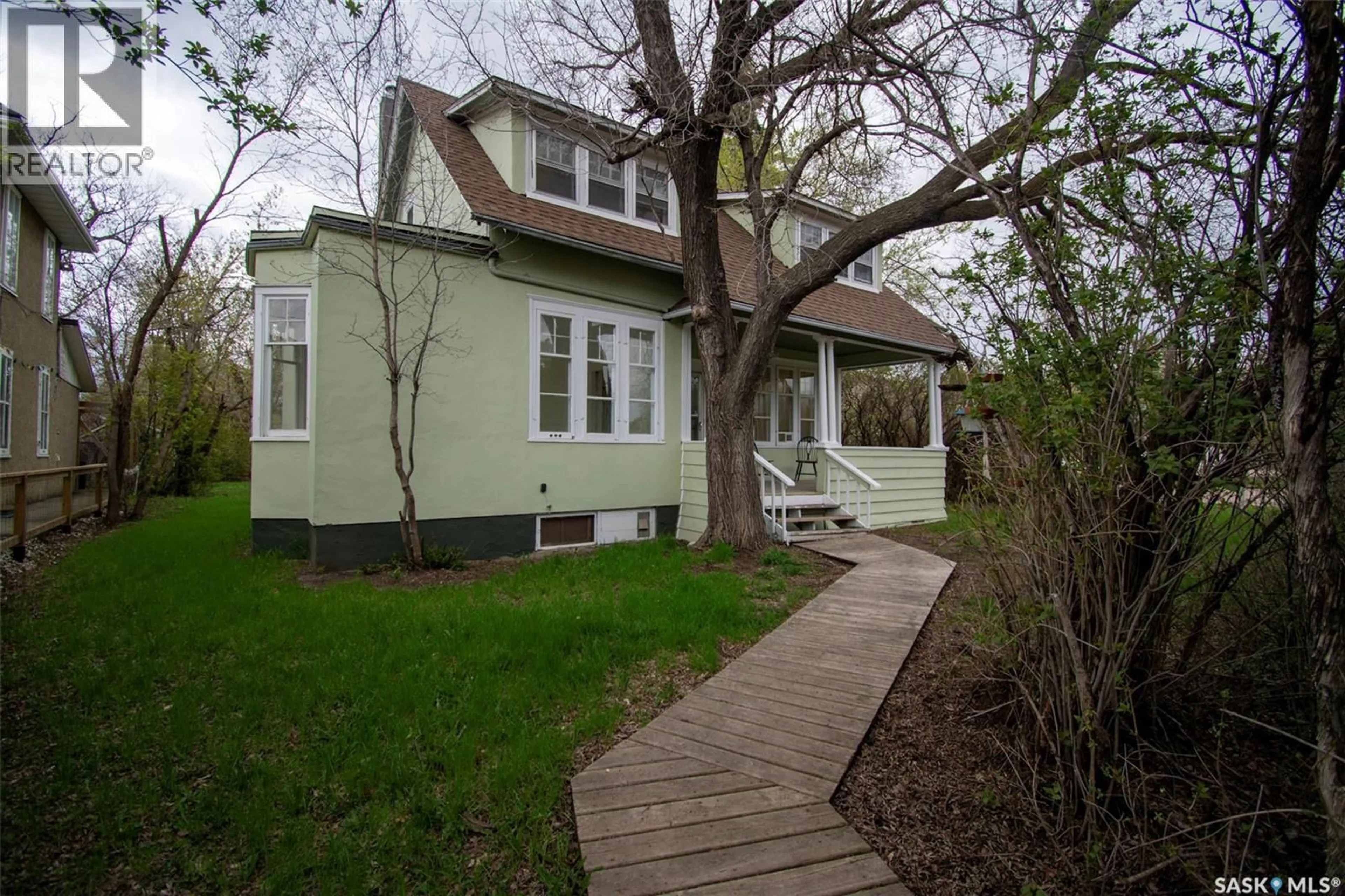 Unknown for 760 JAMES STREET, Lumsden Saskatchewan S0G3C0