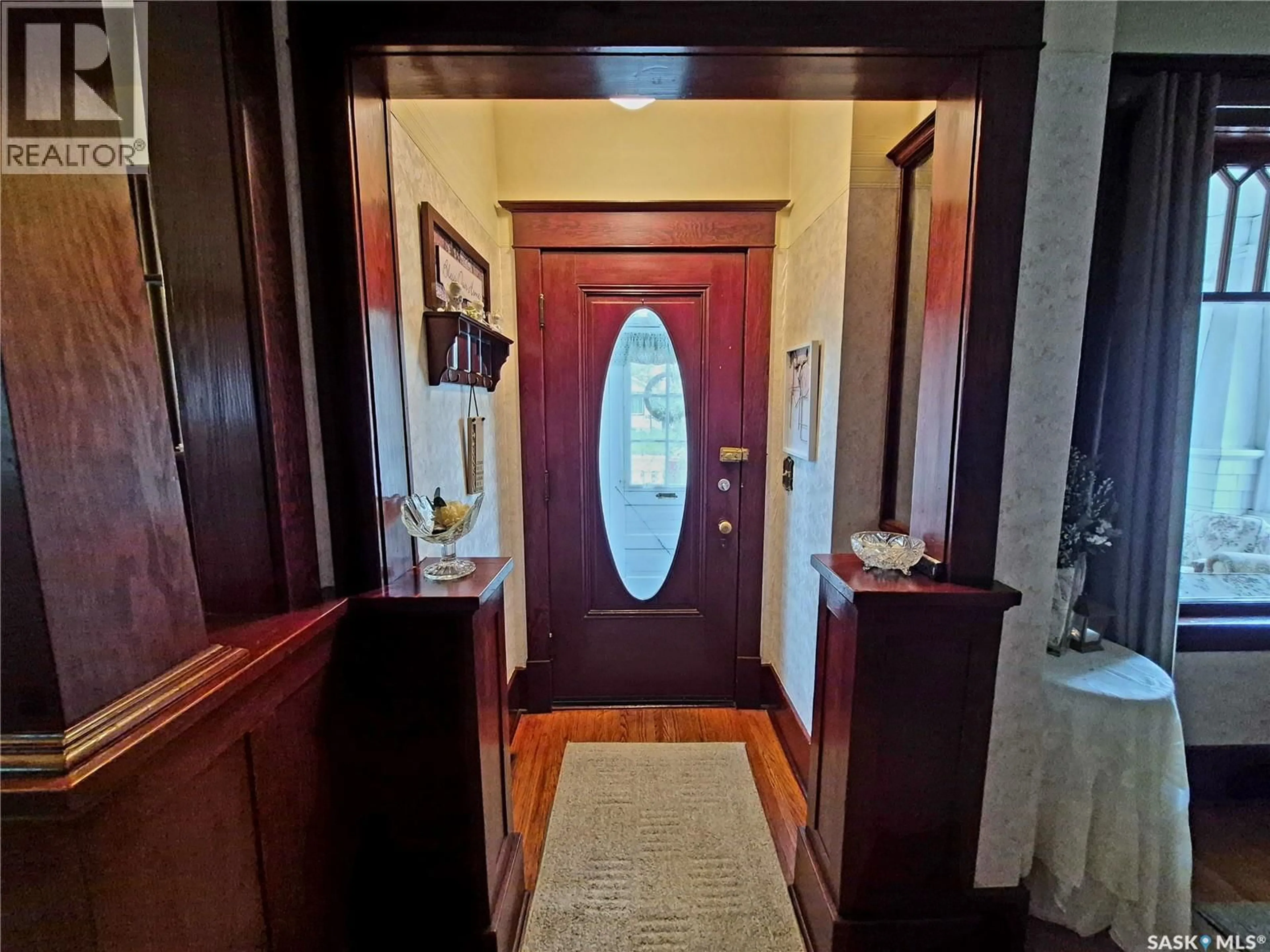 Indoor entryway for 244 3RD AVENUE, Swift Current Saskatchewan S9H0S1