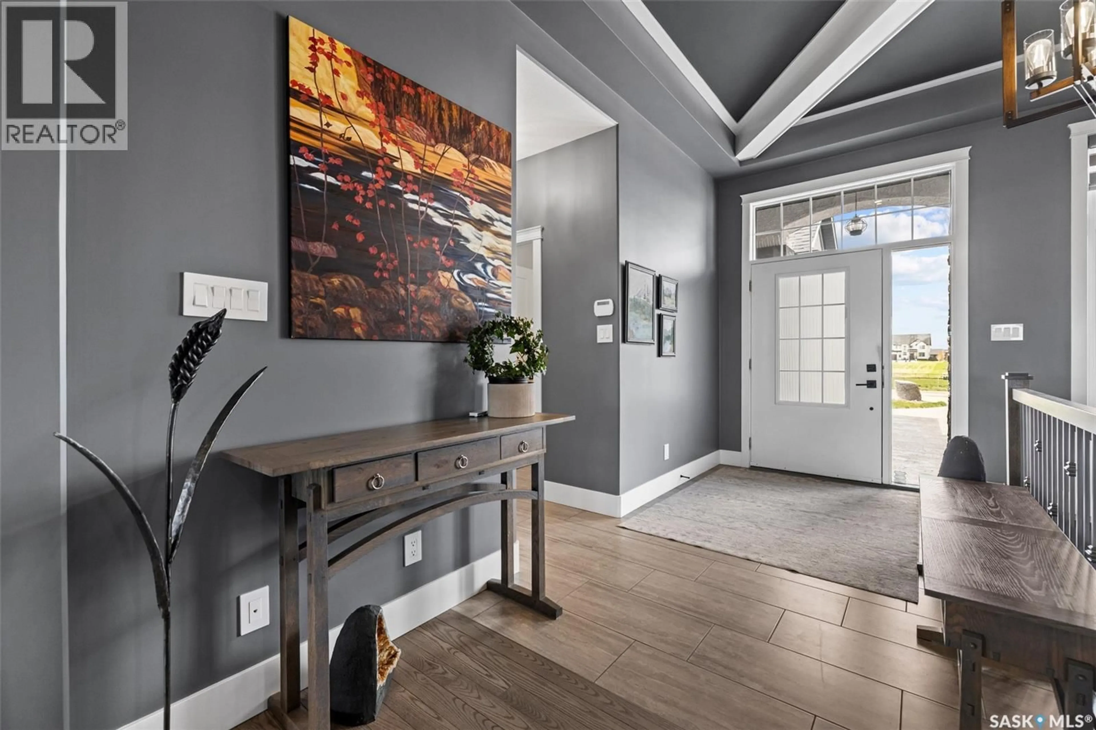 Indoor entryway for 248 IRON BRIDGE DRIVE, Moose Jaw Saskatchewan S6J0B5