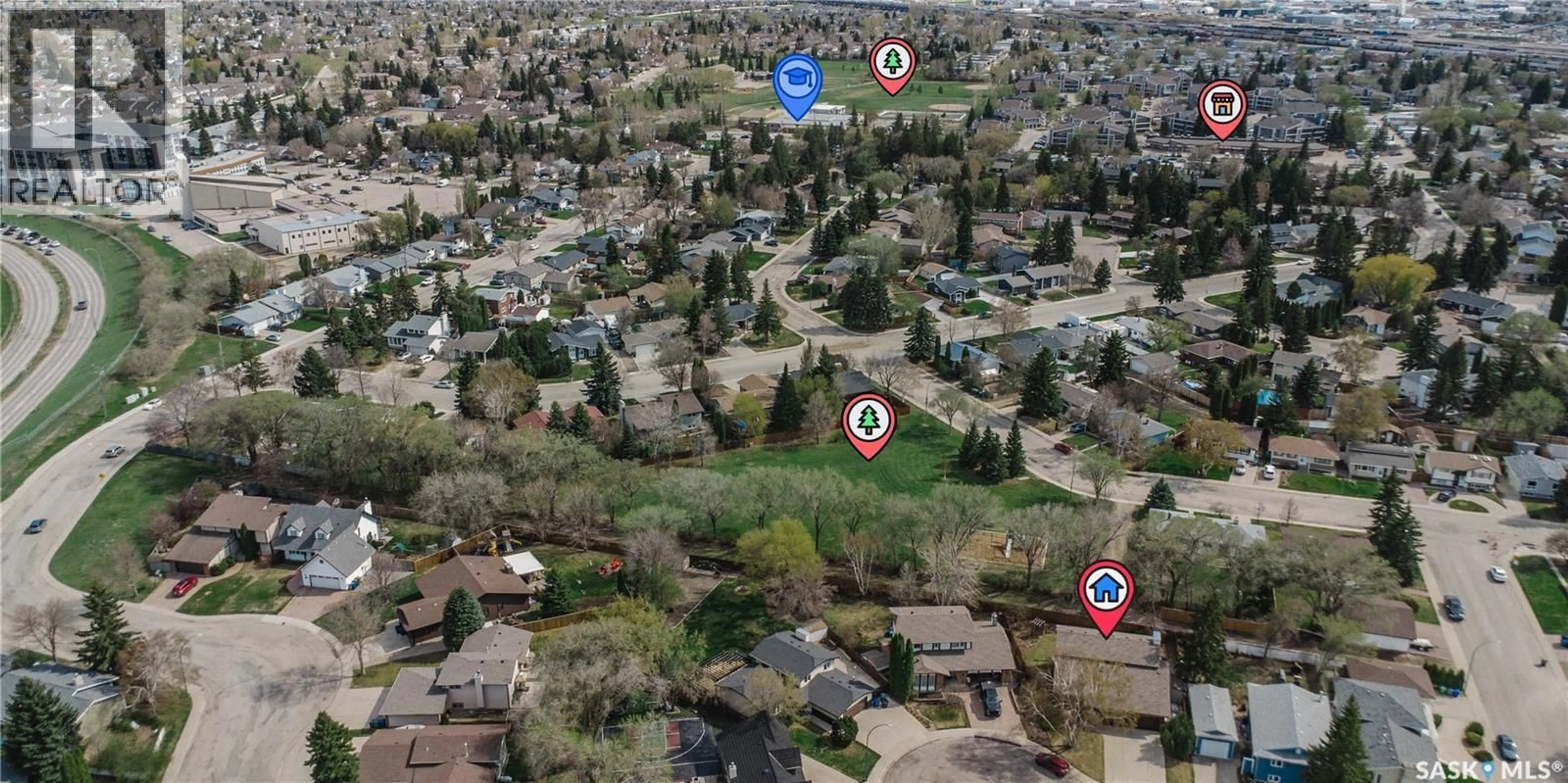 A pic from outside/outdoor area/front of a property/back of a property/a pic from drone, street for 209 BADGER COURT, Saskatoon Saskatchewan S7N2X2