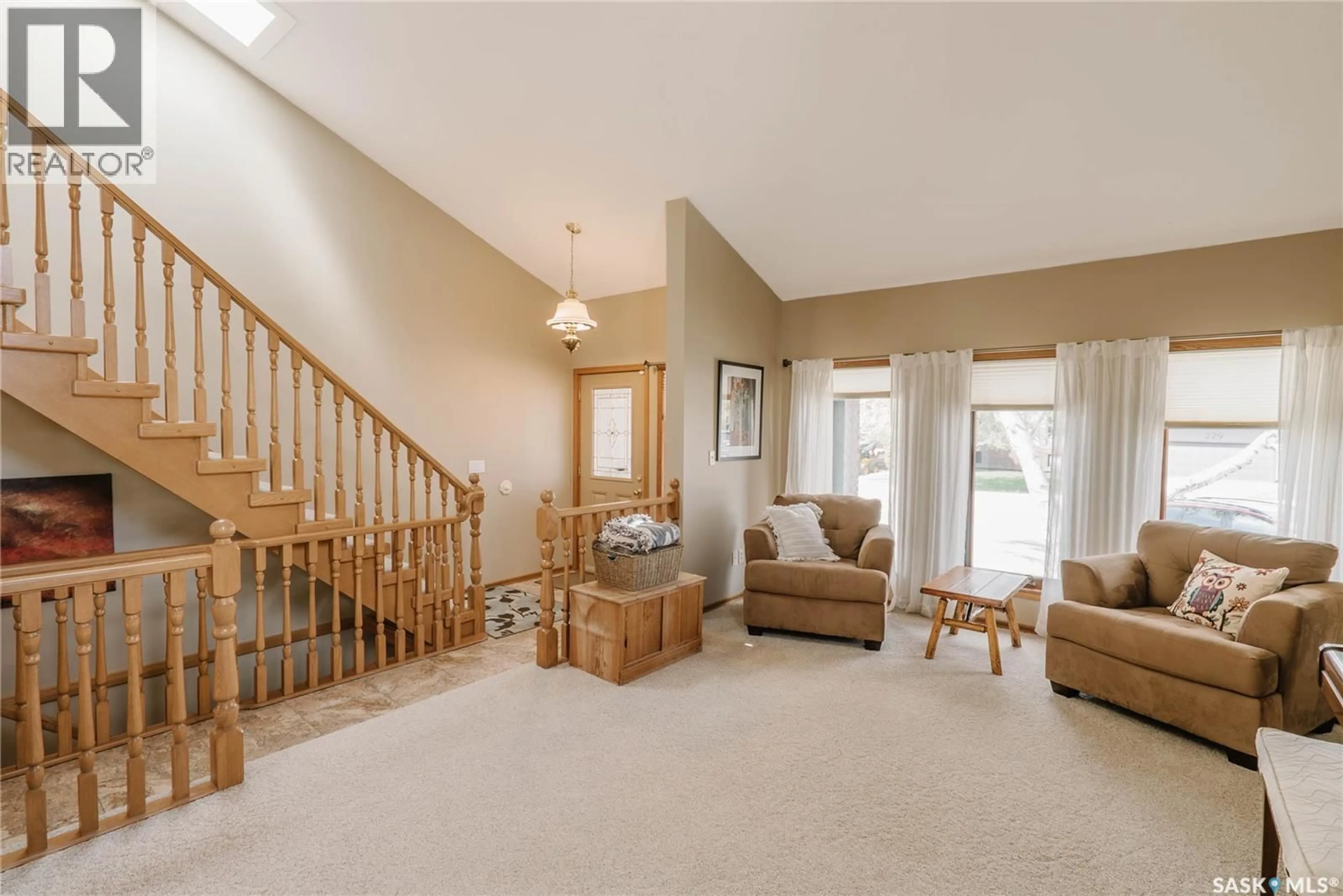 Living room with furniture, unknown for 209 BADGER COURT, Saskatoon Saskatchewan S7N2X2