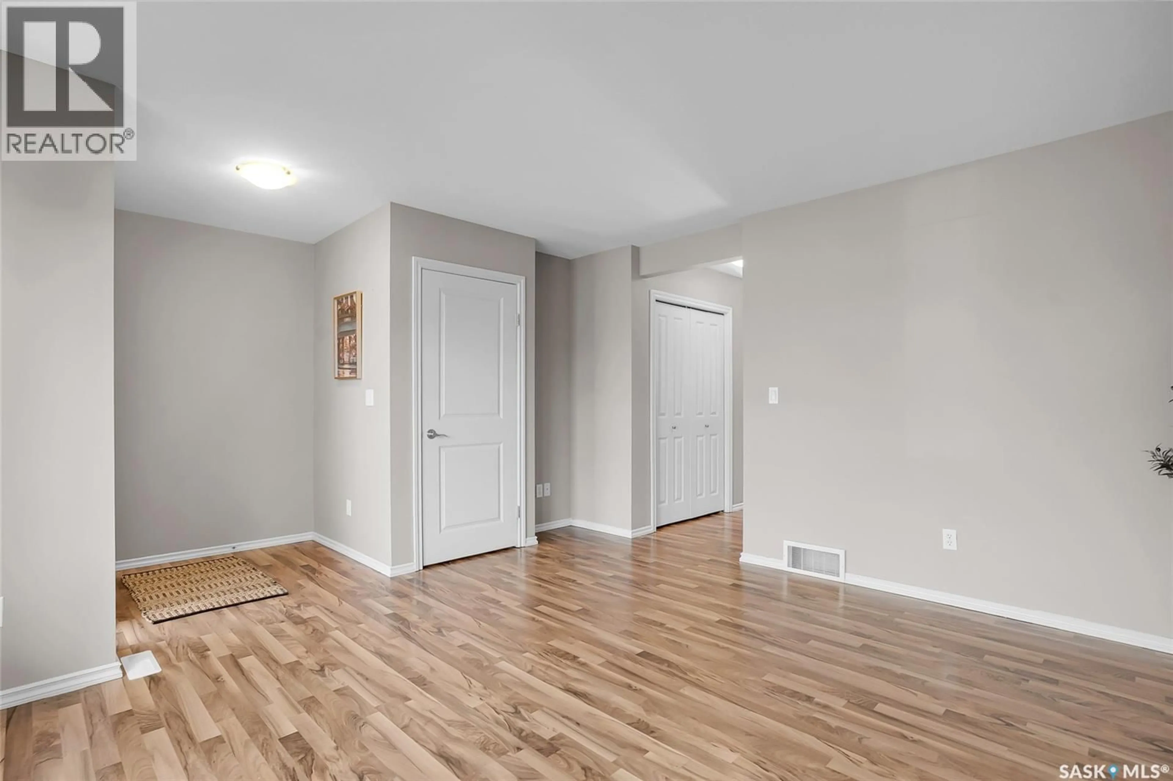 Unknown for 311 415 LYND CRESCENT, Saskatoon Saskatchewan S7T0C2