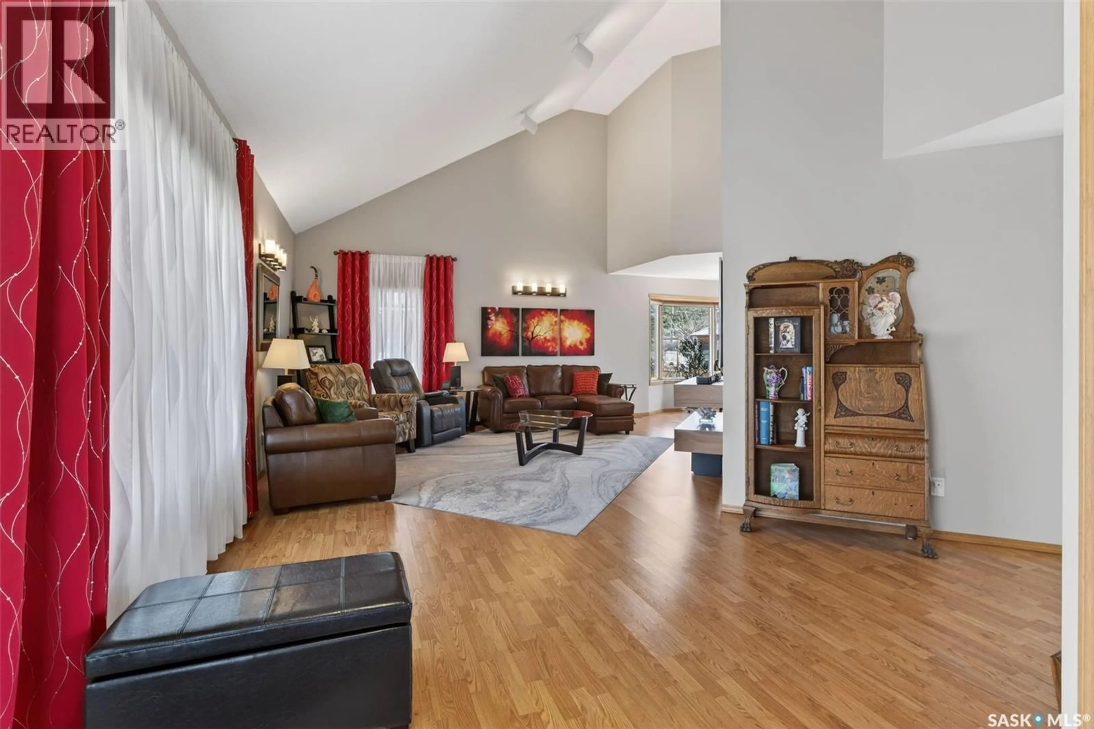 Living room with furniture, unknown for 930 9TH STREET, Humboldt Saskatchewan S0K2A0