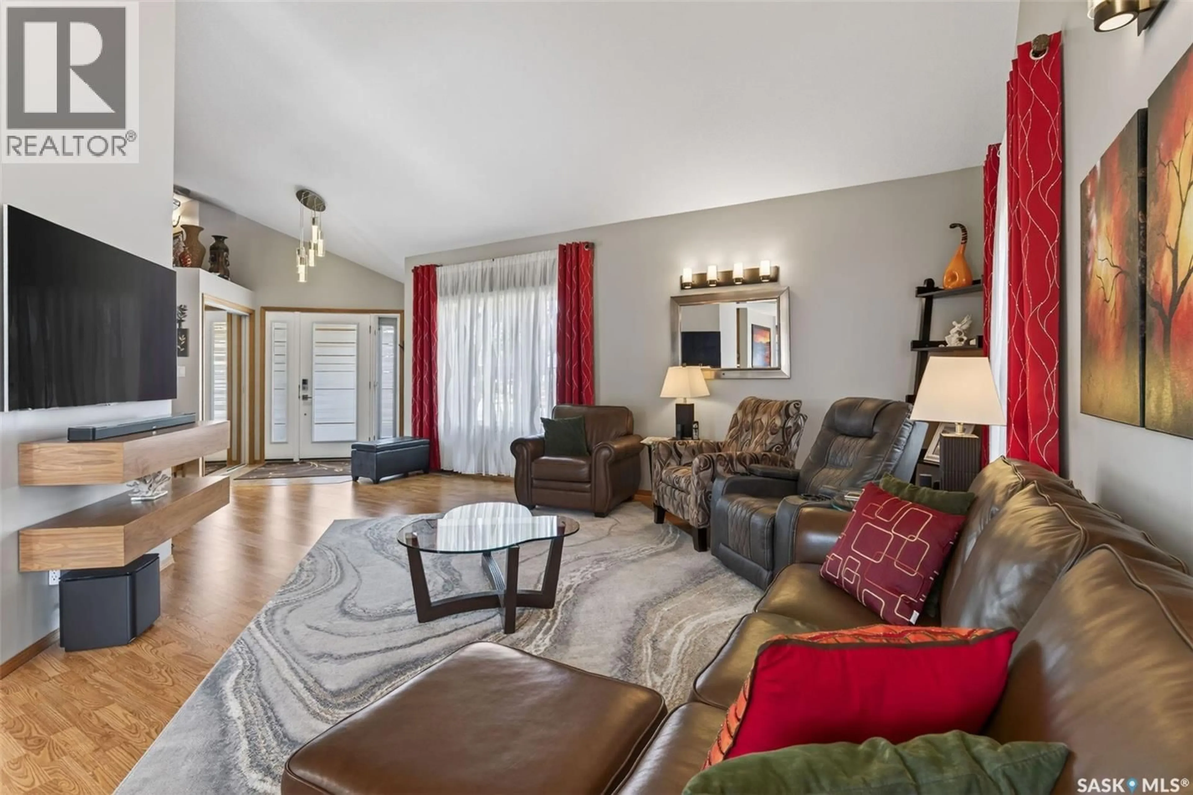 Living room with furniture, unknown for 930 9TH STREET, Humboldt Saskatchewan S0K2A0