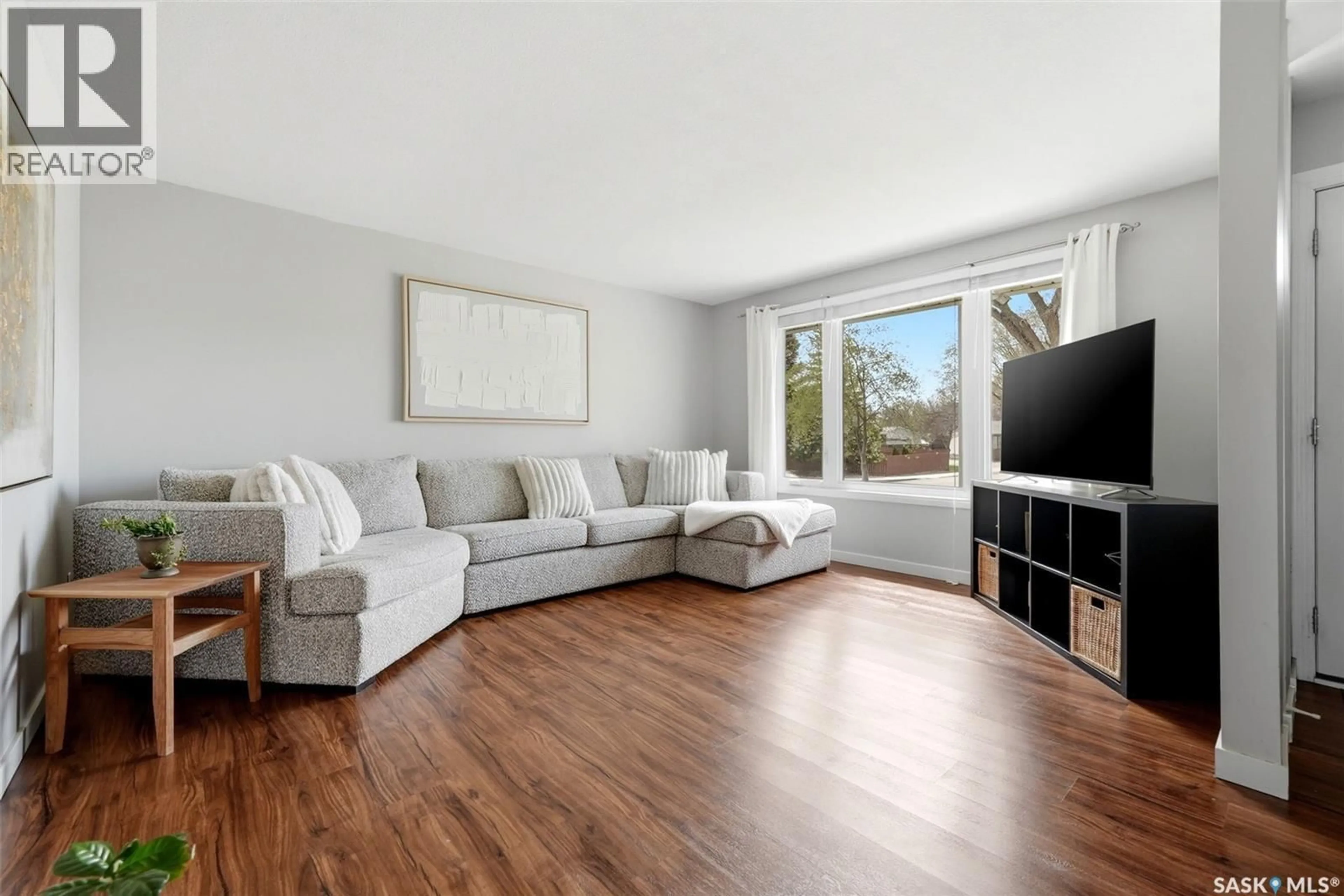 Living room with furniture, unknown for 60 FRENCH CRESCENT, Regina Saskatchewan S4R6N4
