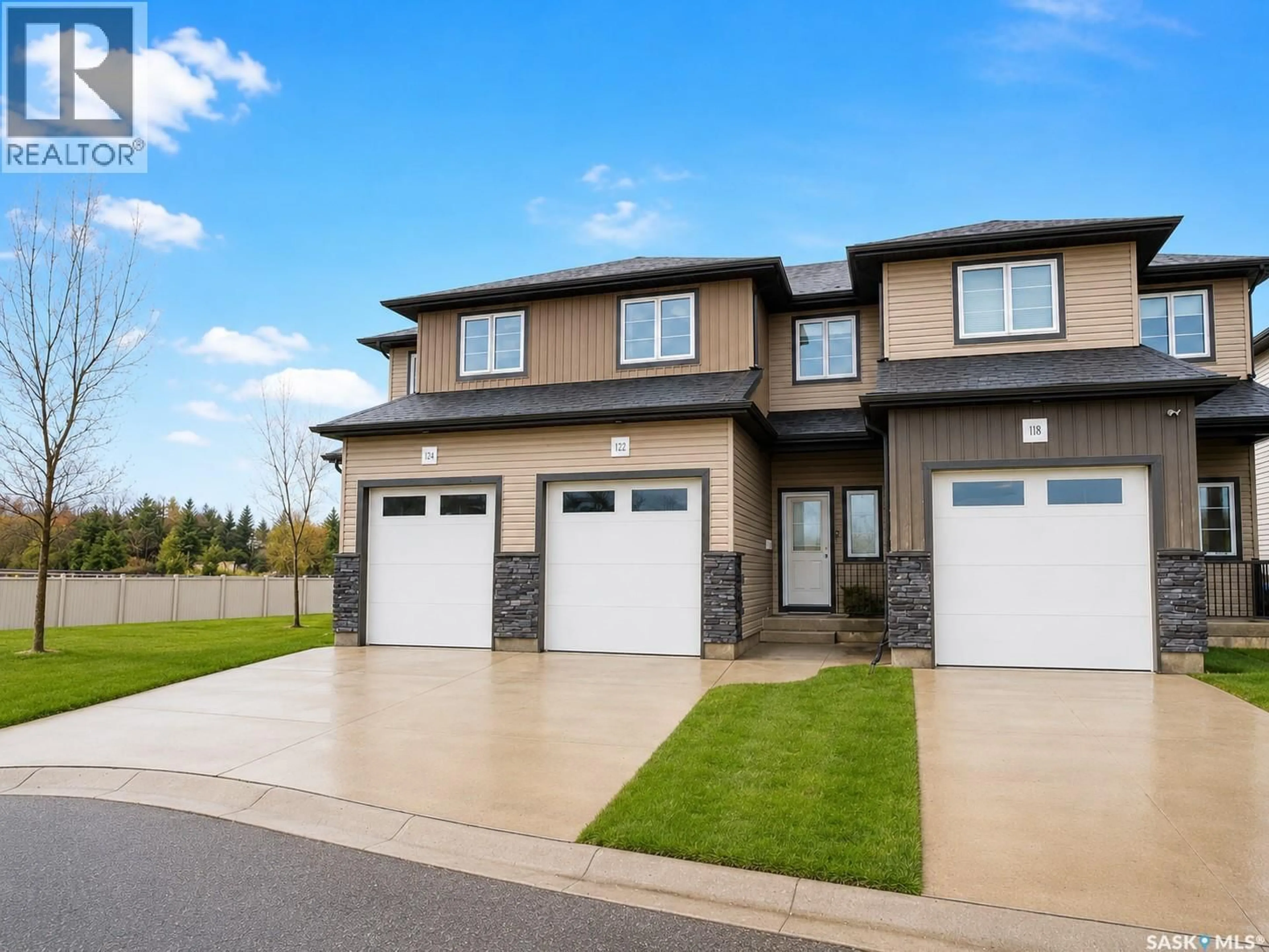 Home with vinyl exterior material, street for 122 DEMARCO POINTE LANE, Regina Saskatchewan S4T1E8