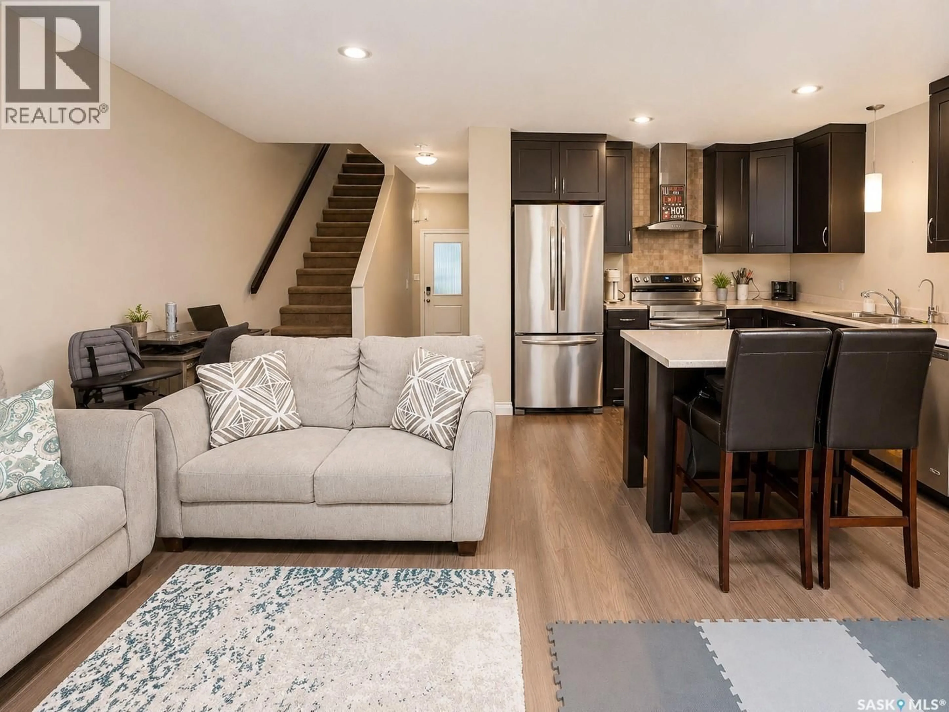 Open concept kitchen, unknown for 122 DEMARCO POINTE LANE, Regina Saskatchewan S4T1E8