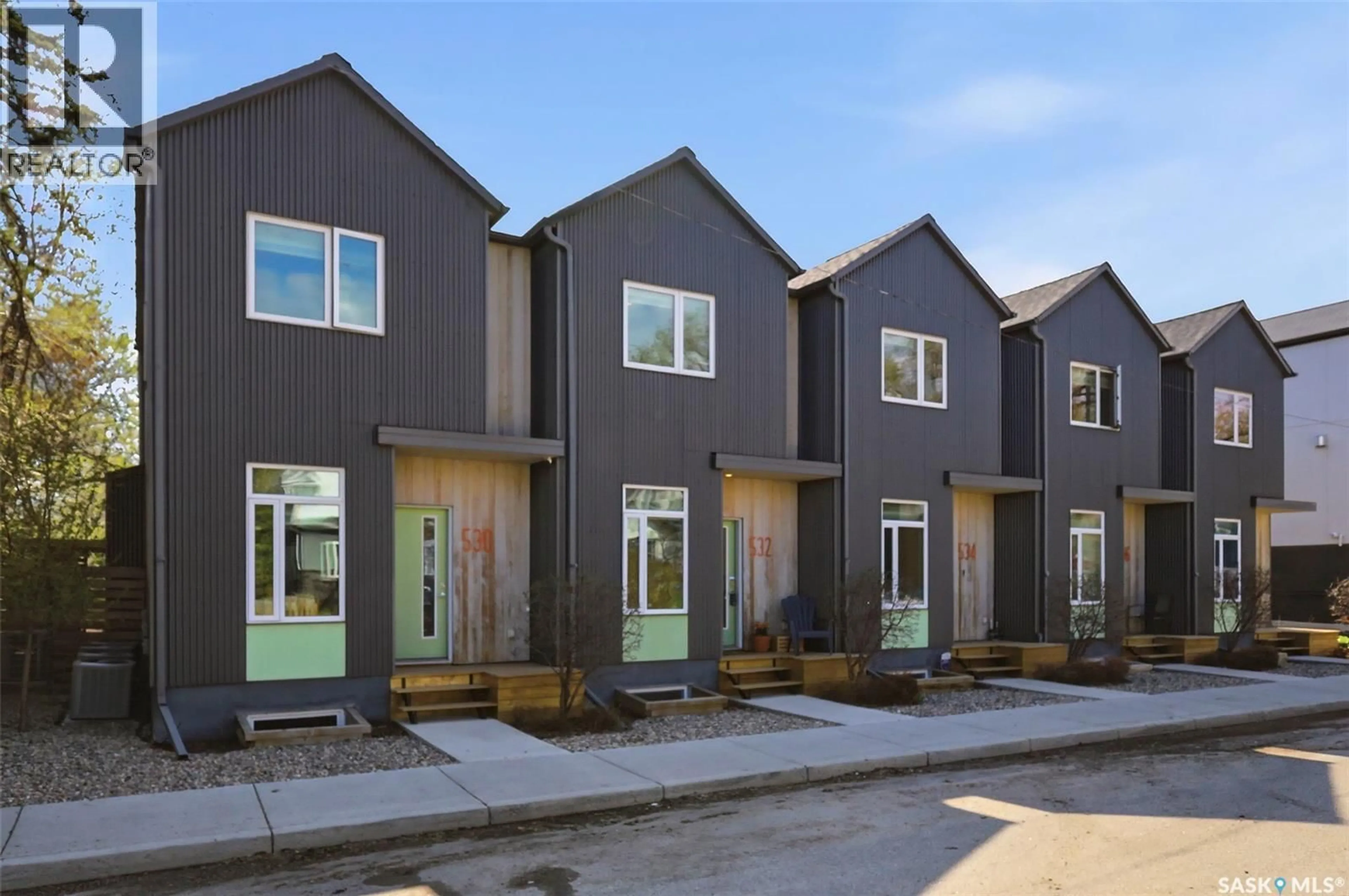 Unknown for 532 F AVENUE, Saskatoon Saskatchewan S7M5X9