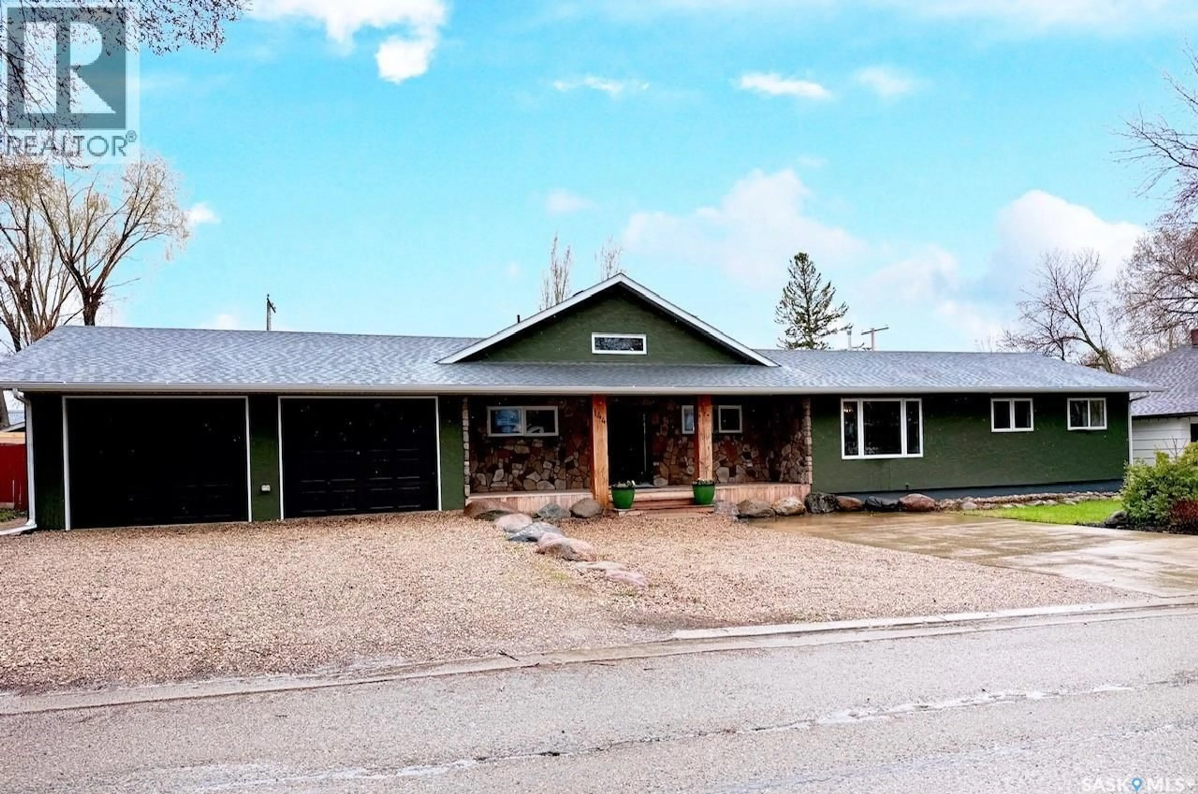 A pic from outside/outdoor area/front of a property/back of a property/a pic from drone, building for 144 TAYLOR STREET, Kamsack Saskatchewan S0A1S0
