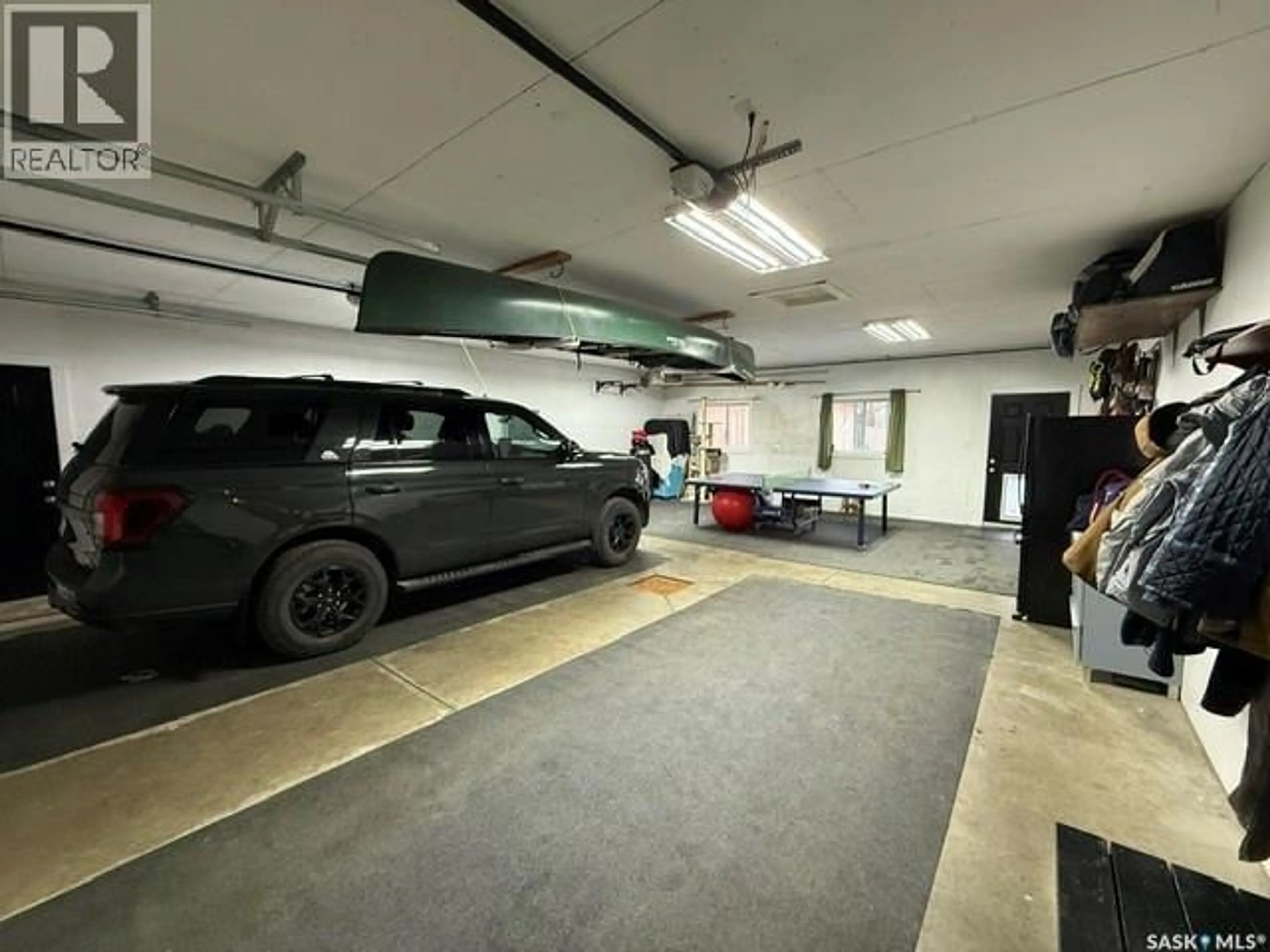 Indoor garage for 144 TAYLOR STREET, Kamsack Saskatchewan S0A1S0