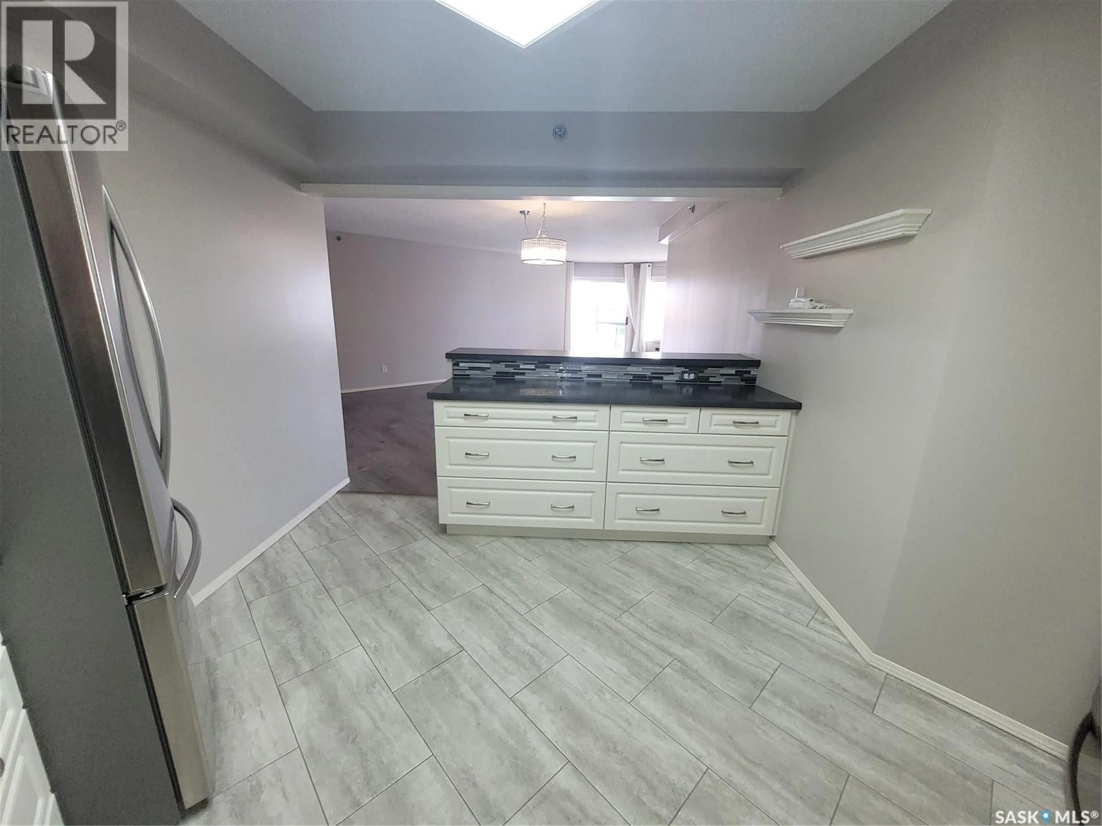 Standard kitchen, unknown for 301 - 409 CREE PLACE, Saskatoon Saskatchewan S7K7Y3