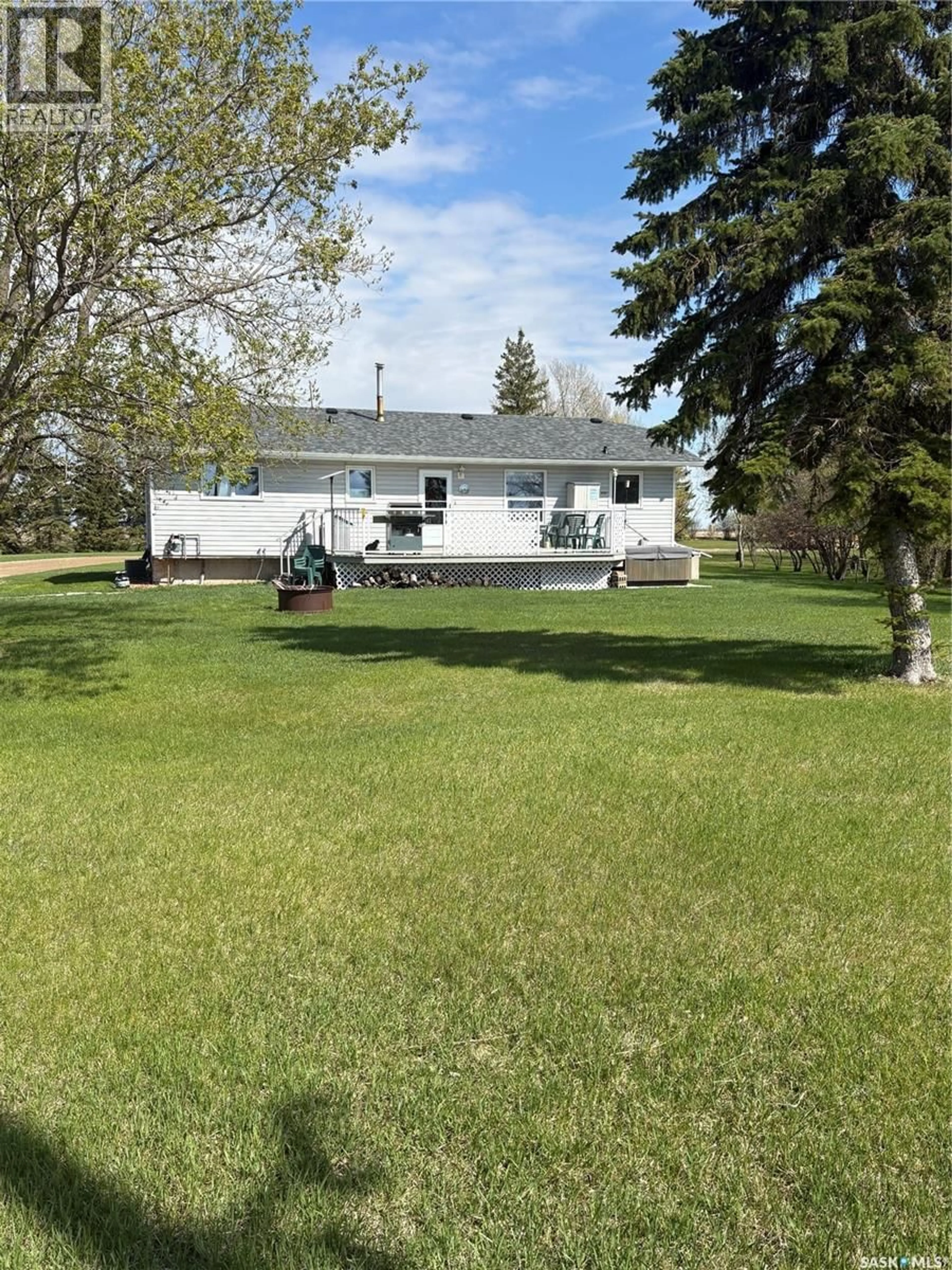 A pic from outside/outdoor area/front of a property/back of a property/a pic from drone, unknown for ASTREN ACREAGE, Antler Rm No. 61 Saskatchewan S0C2H0