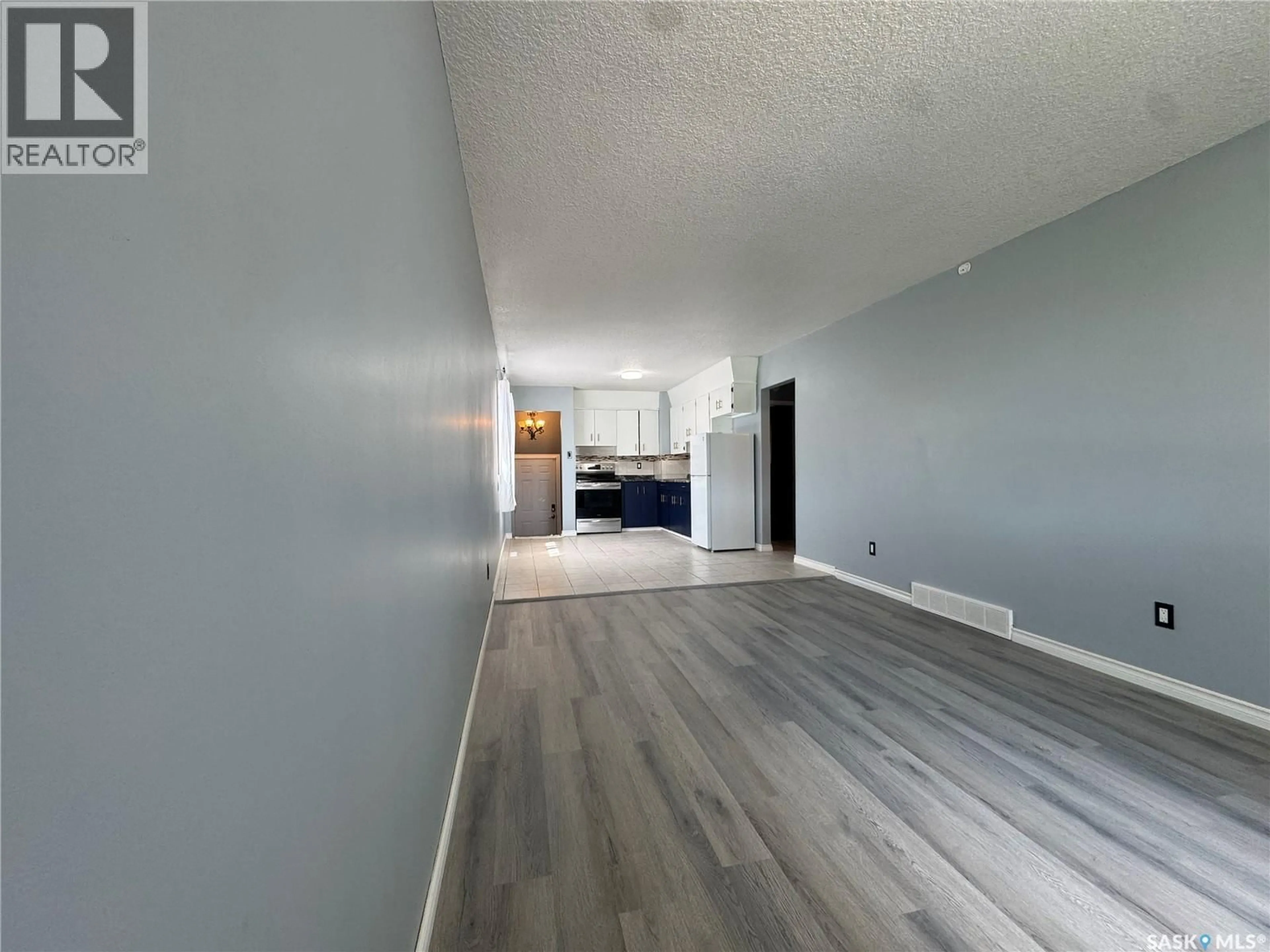 A pic of a room for 646 RETALLACK STREET, Regina Saskatchewan S4T2G4