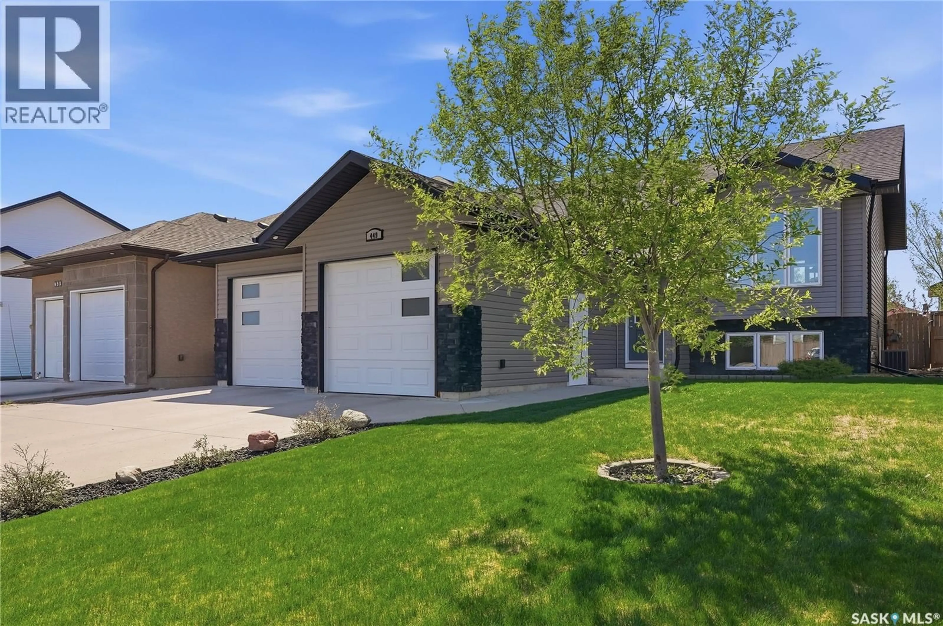 Unknown for 449 SNEAD CRESCENT, Warman Saskatchewan S0K4S1