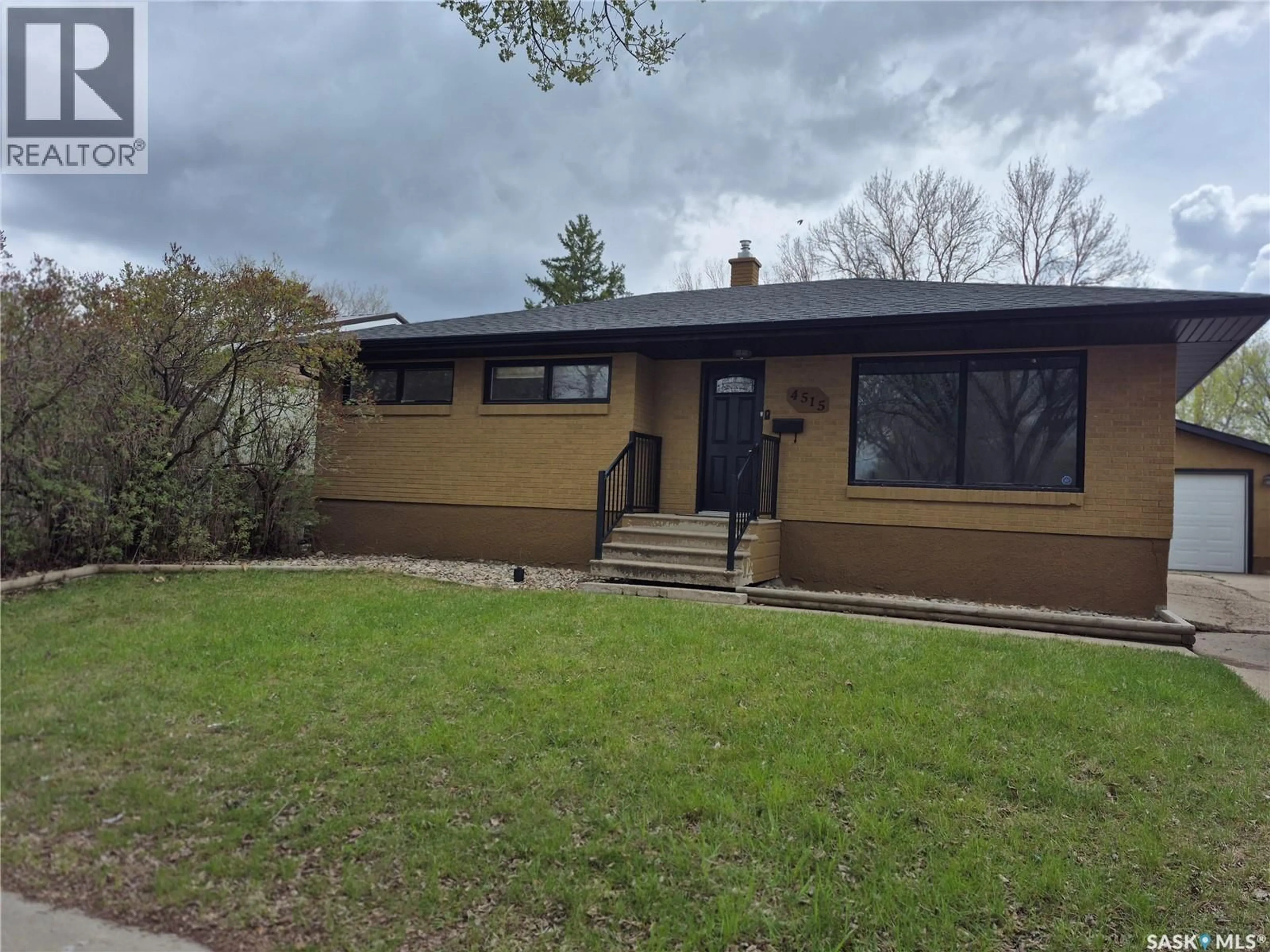 Home with vinyl exterior material, street for 4515 SHERWOOD DRIVE, Regina Saskatchewan S4R3B3