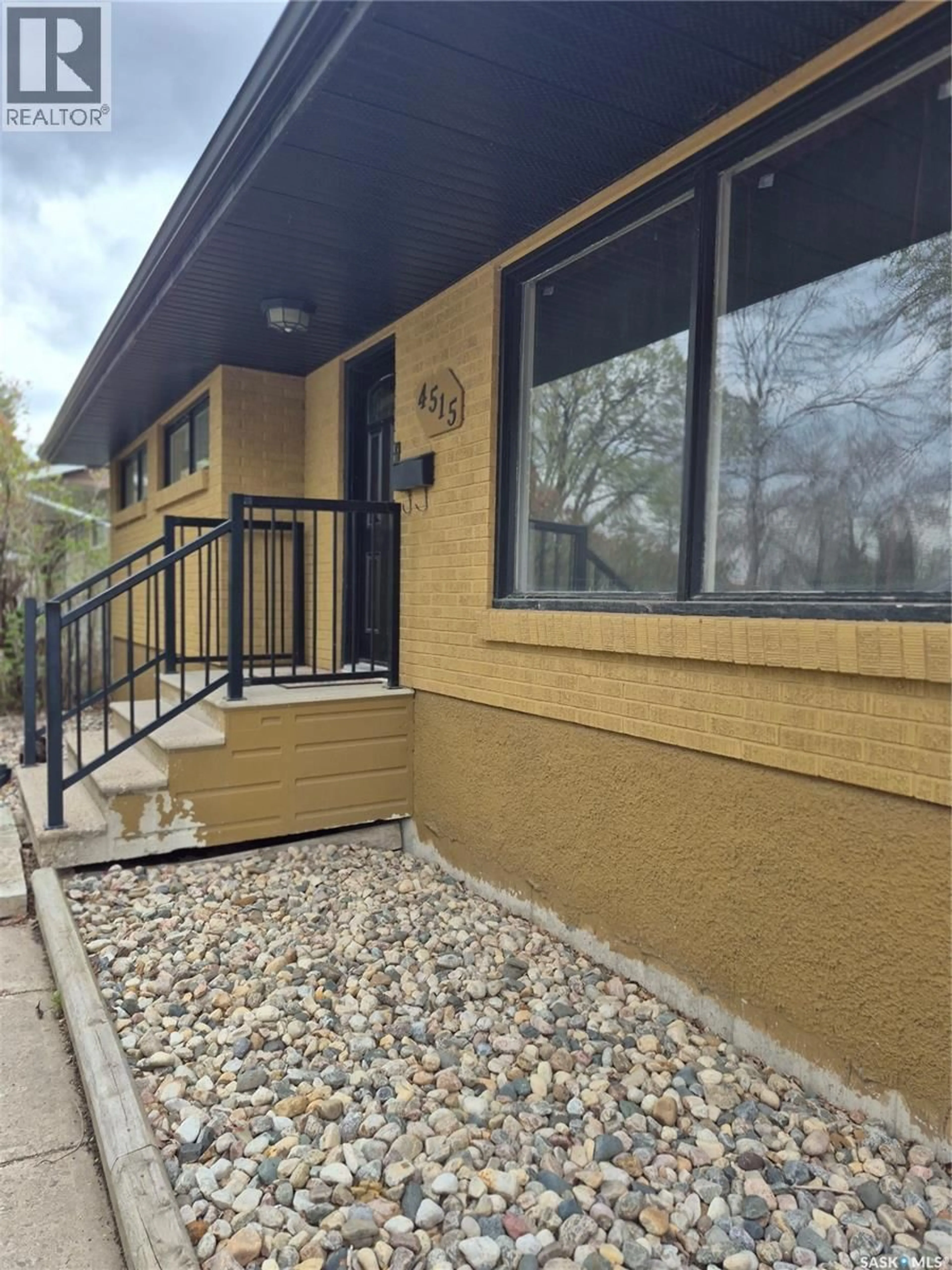 Unknown for 4515 SHERWOOD DRIVE, Regina Saskatchewan S4R3B3