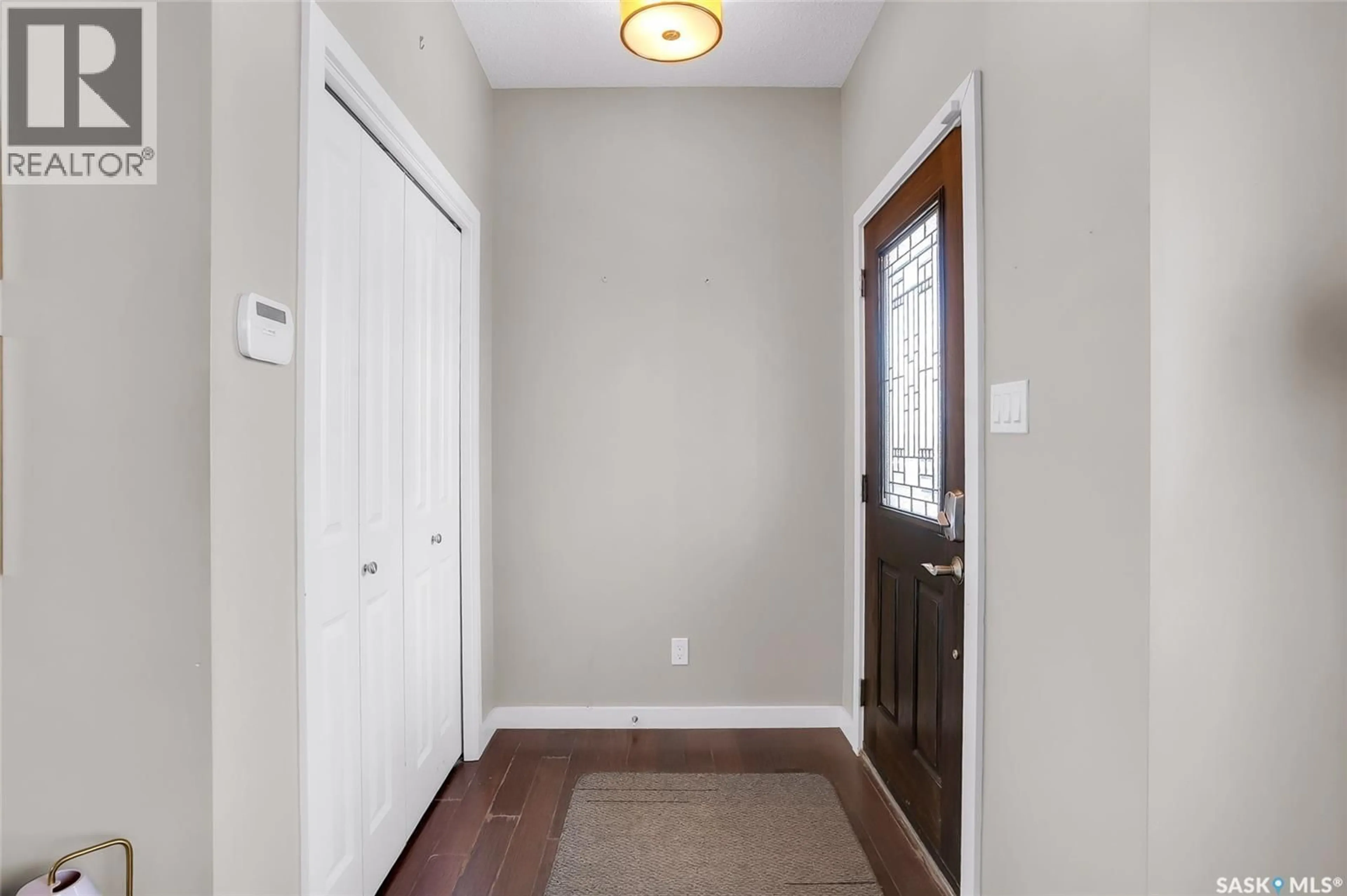 Indoor entryway for 934 STONEBRIDGE COMMON, Saskatoon Saskatchewan S7T0N2