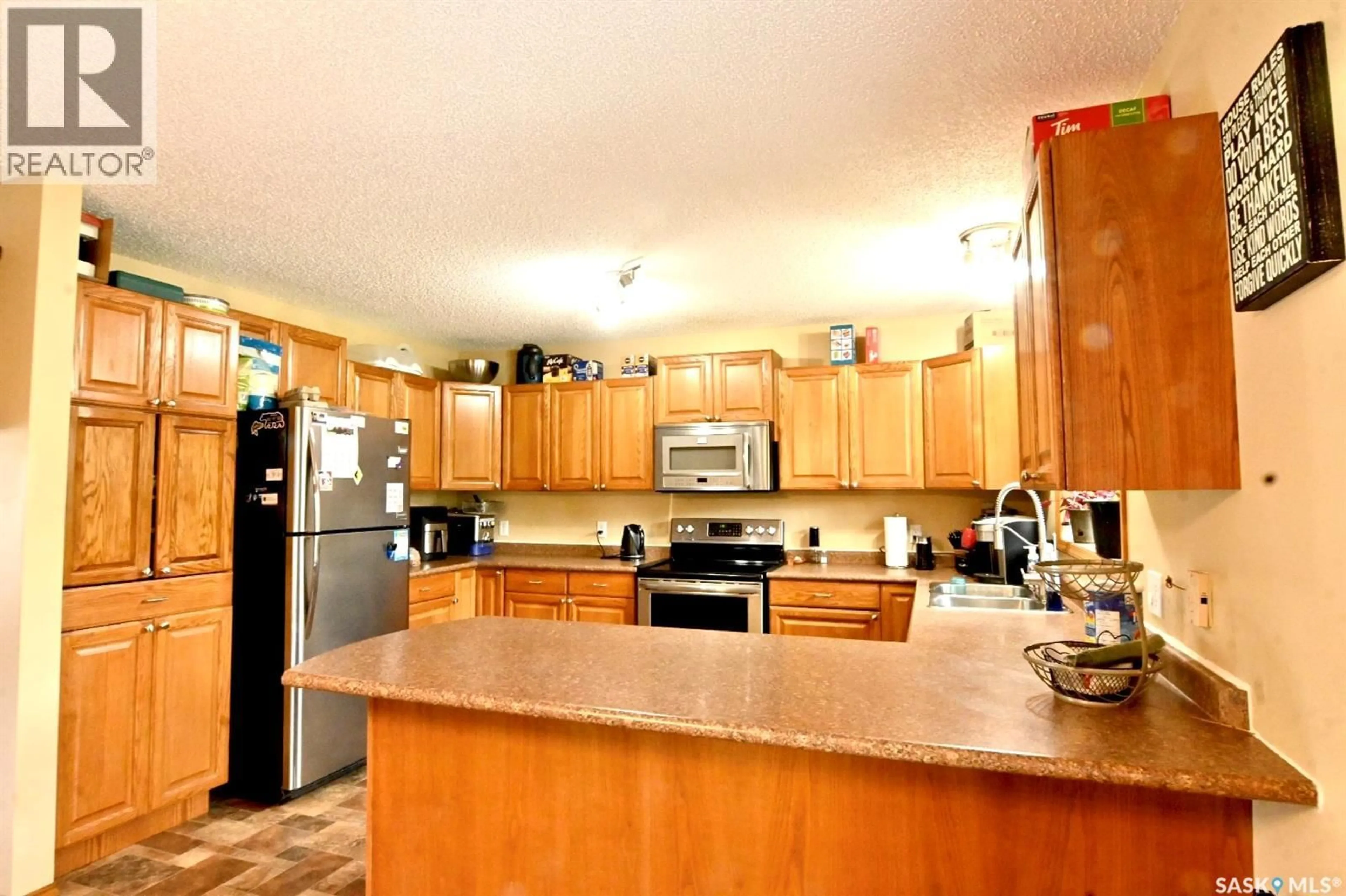 Open concept kitchen, unknown for 311 WALTER SCOTT AVENUE, Hanley Saskatchewan S0G2E0