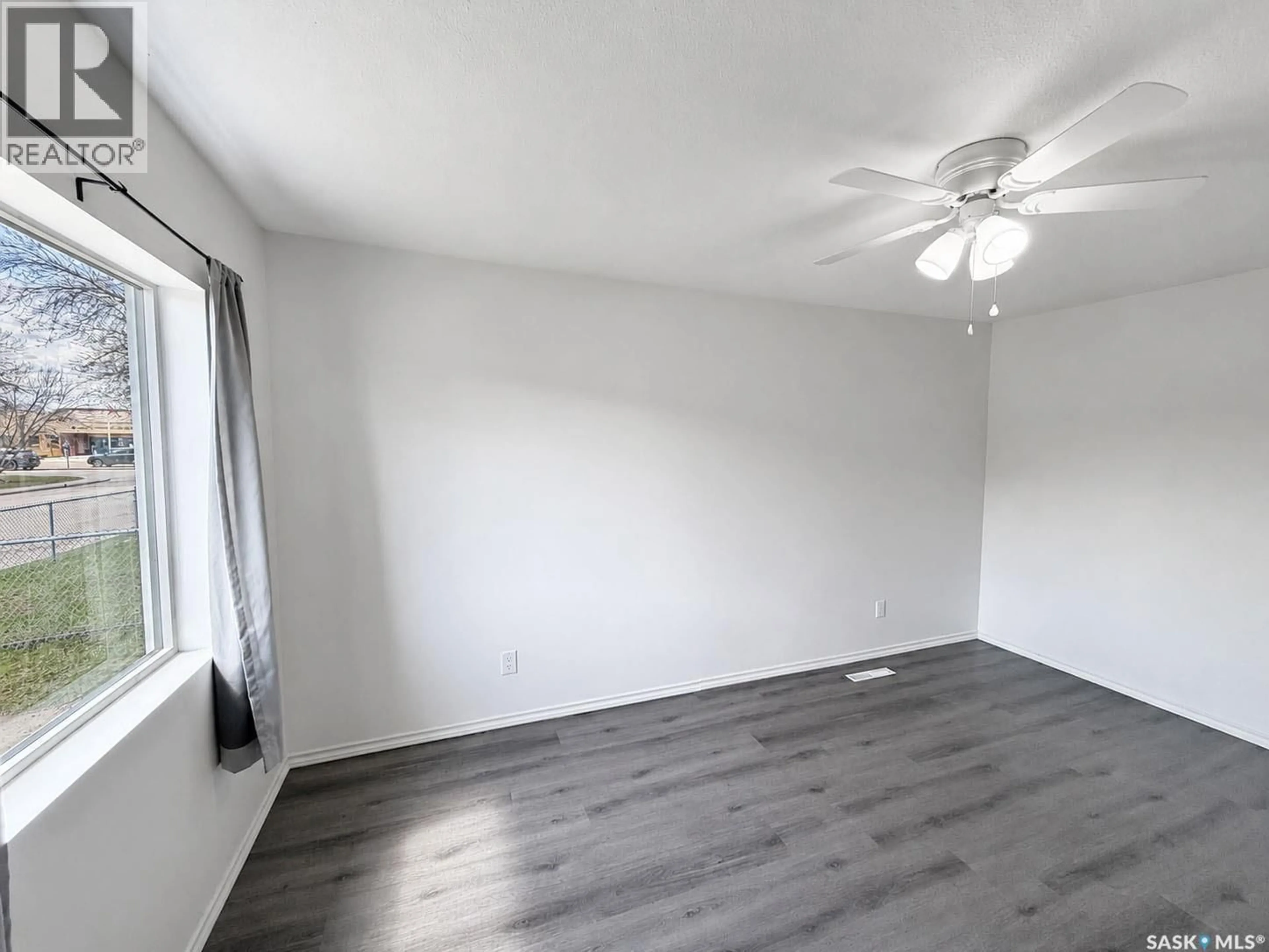 A pic of a room for 1338 18TH STREET, Prince Albert Saskatchewan S6V4B9