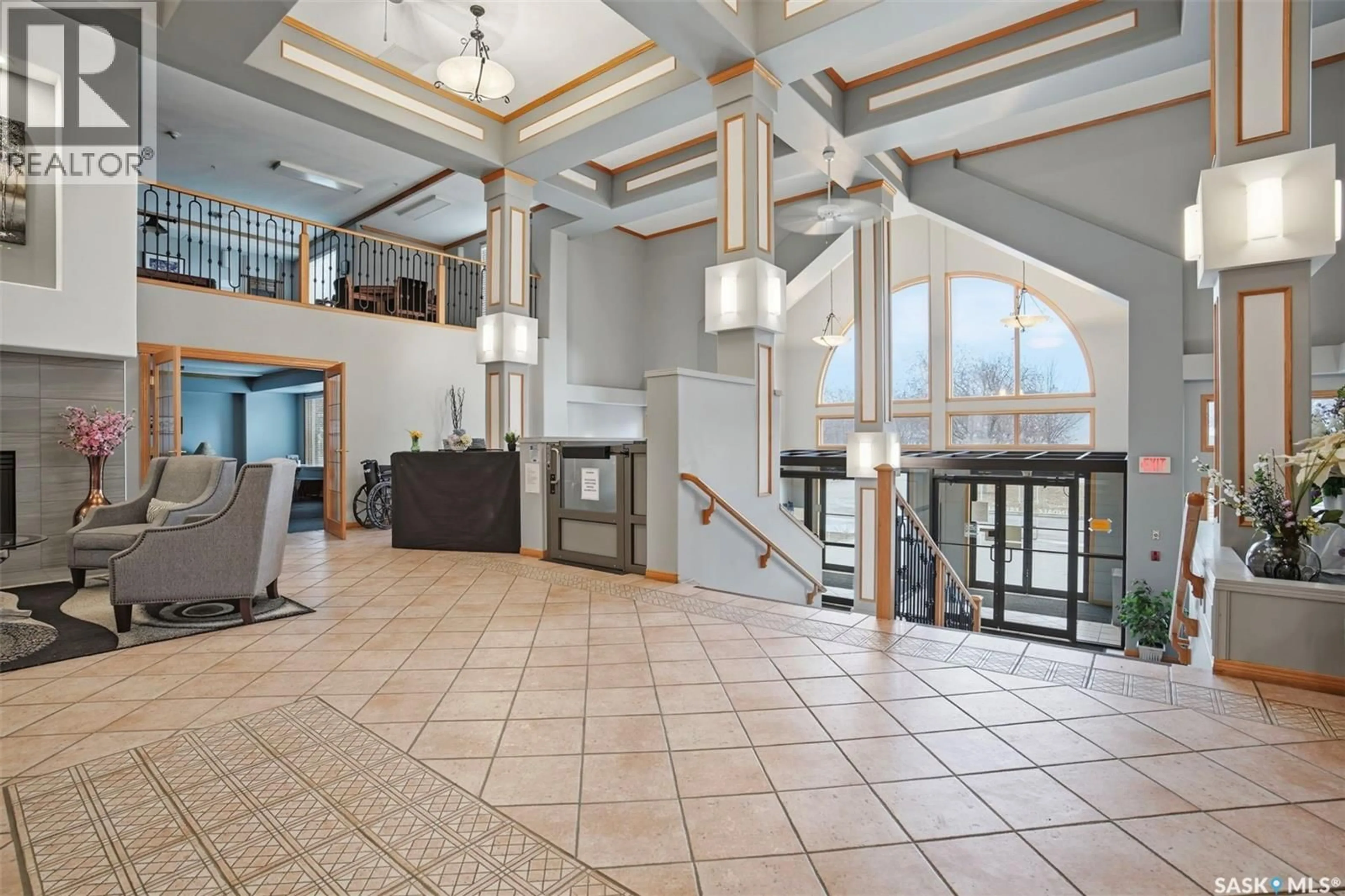Lobby for 432 325 KEEVIL CRESCENT, Saskatoon Saskatchewan S7N4R8