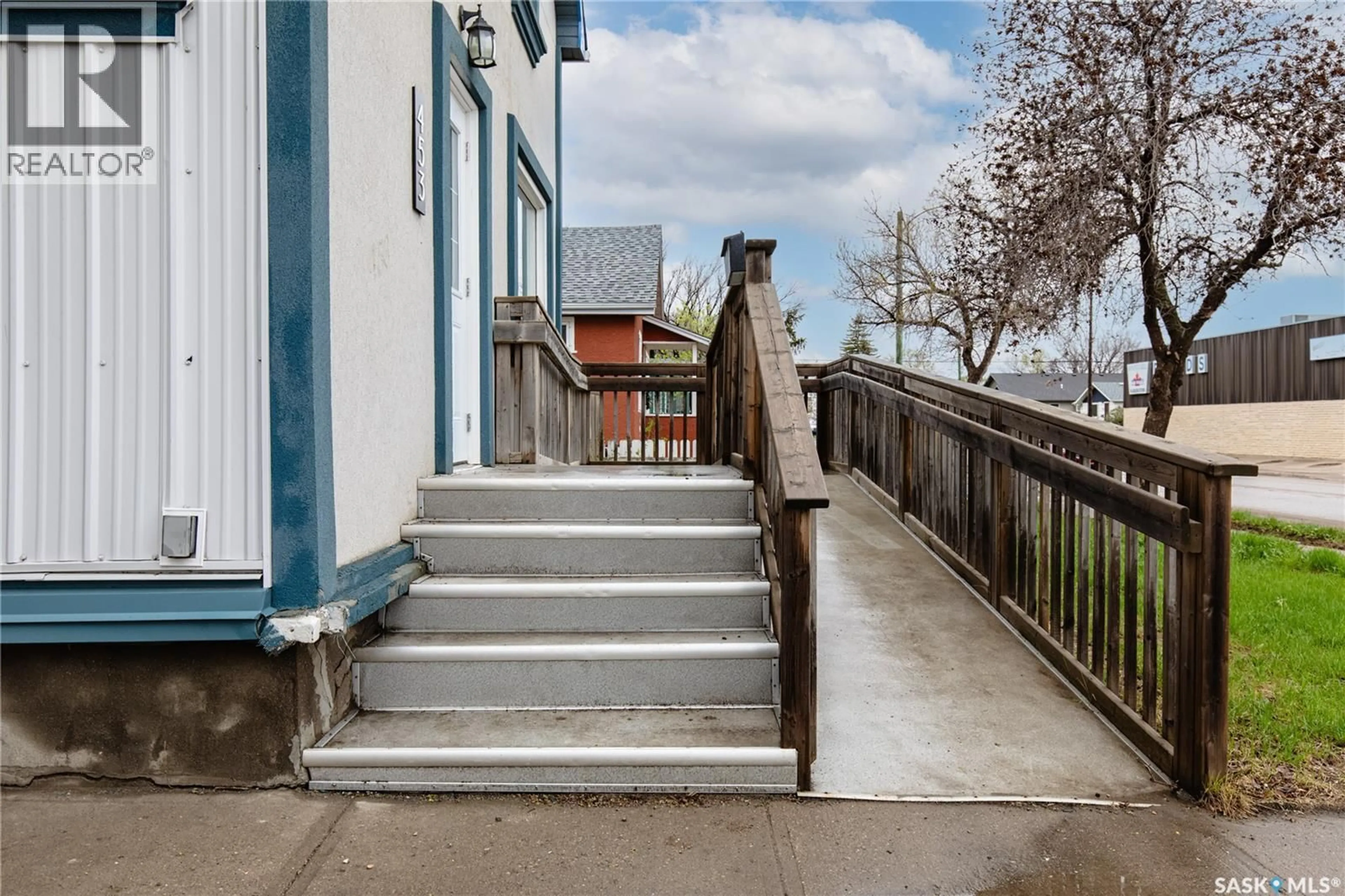 Unknown for 453 LILLOOET STREET, Moose Jaw Saskatchewan S6H4Z4