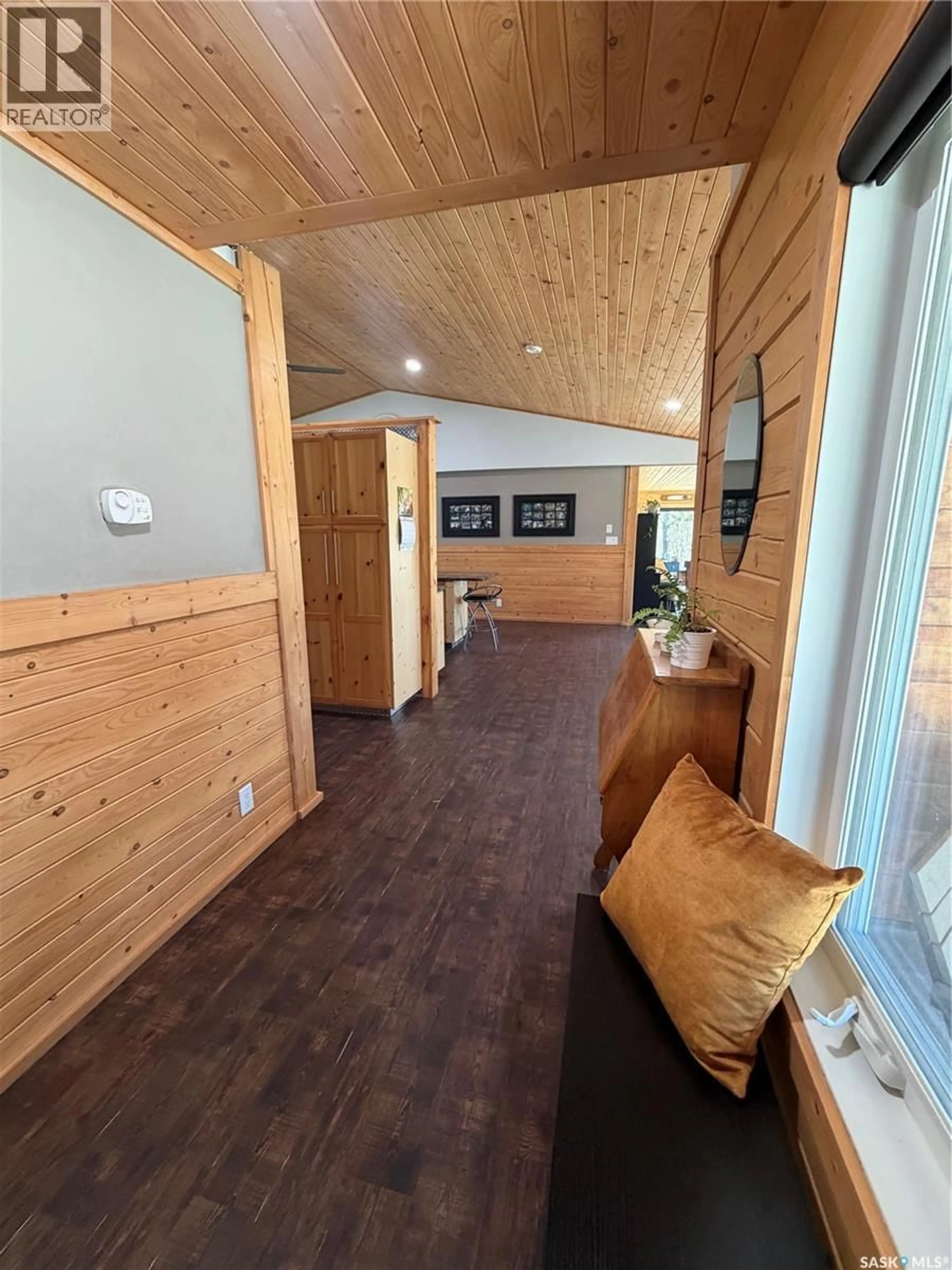 Unknown for 2 bedroom suite - Acreage HOME W/DETACHED IN LAW, Hudson Bay Rm No. 394 Saskatchewan S0E0Y0