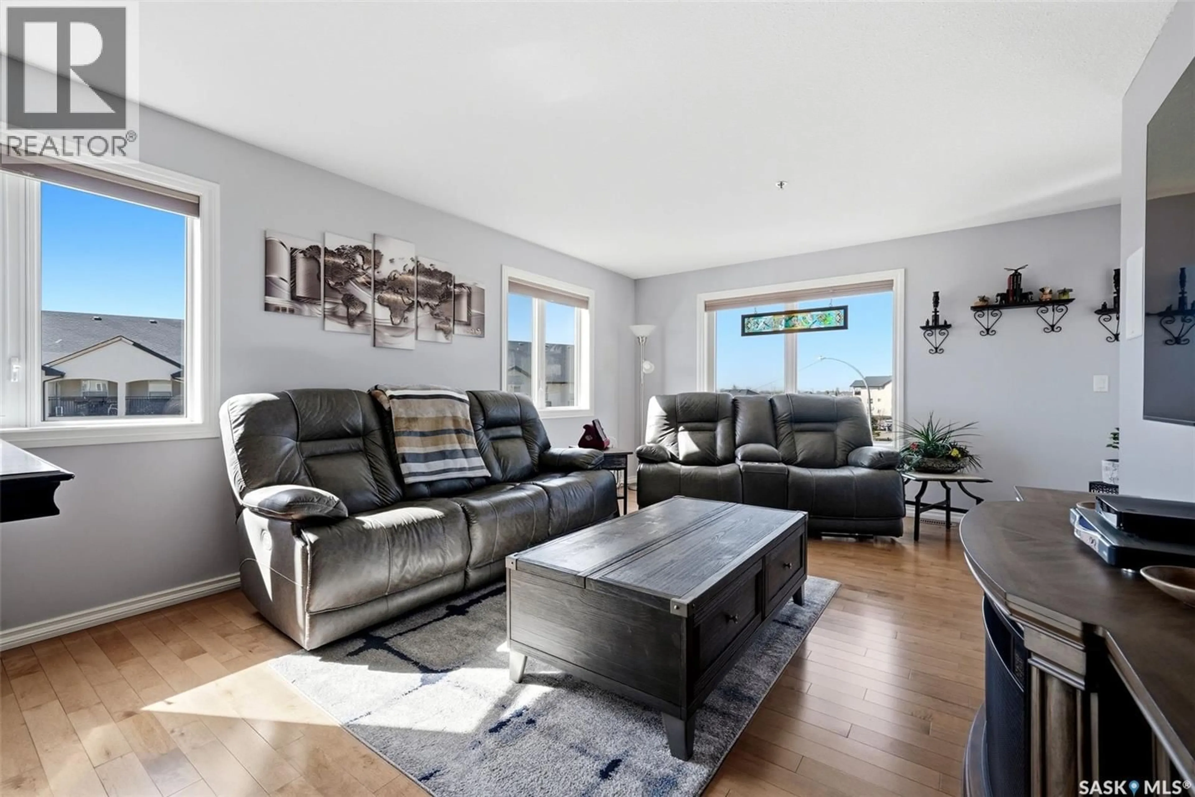 Living room with furniture, unknown for 217 1621 DAKOTA DRIVE, Regina Saskatchewan S4Z0A8