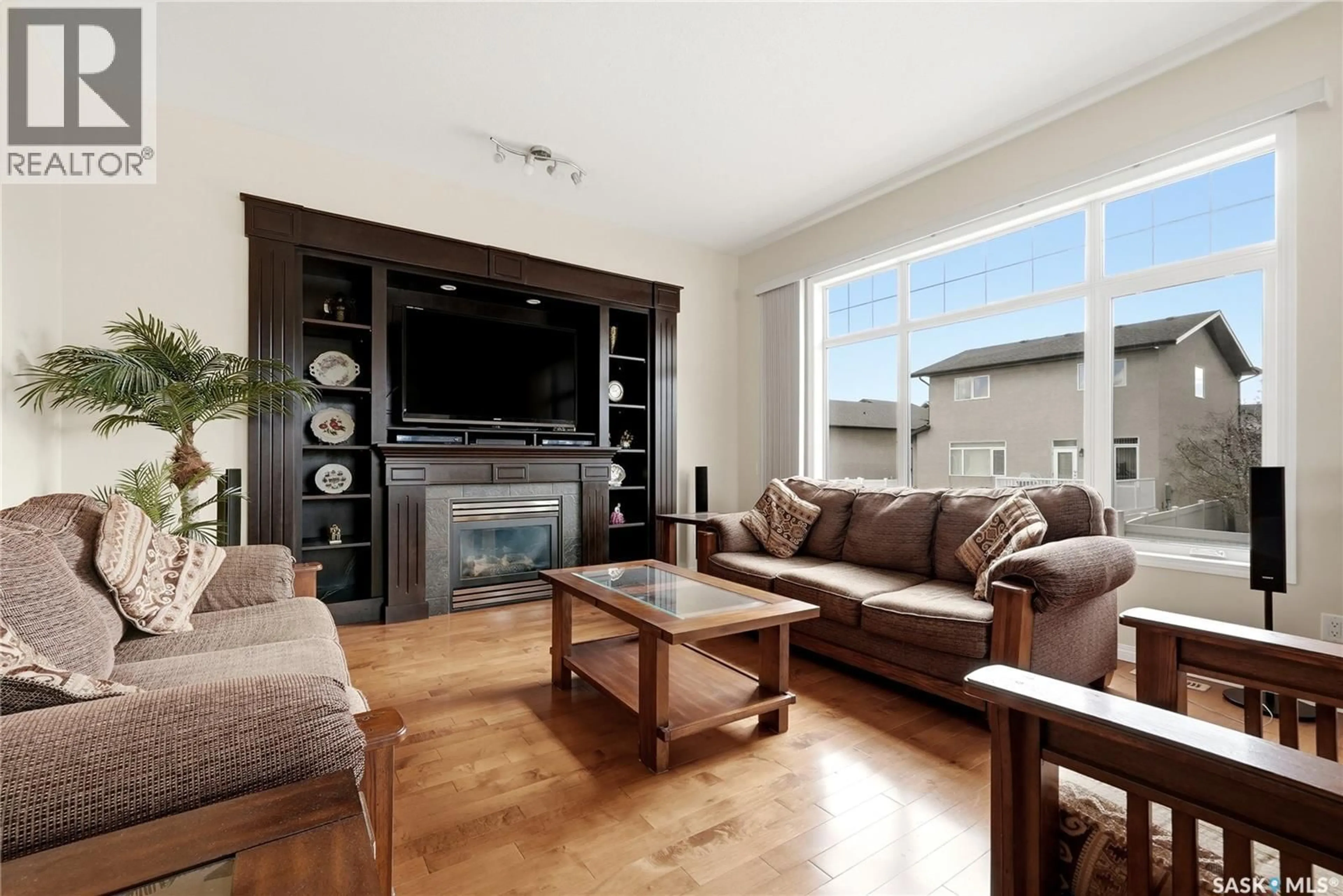 Living room with furniture, unknown for 2534 WINDSOR PARK ROAD, Regina Saskatchewan S4V1K4