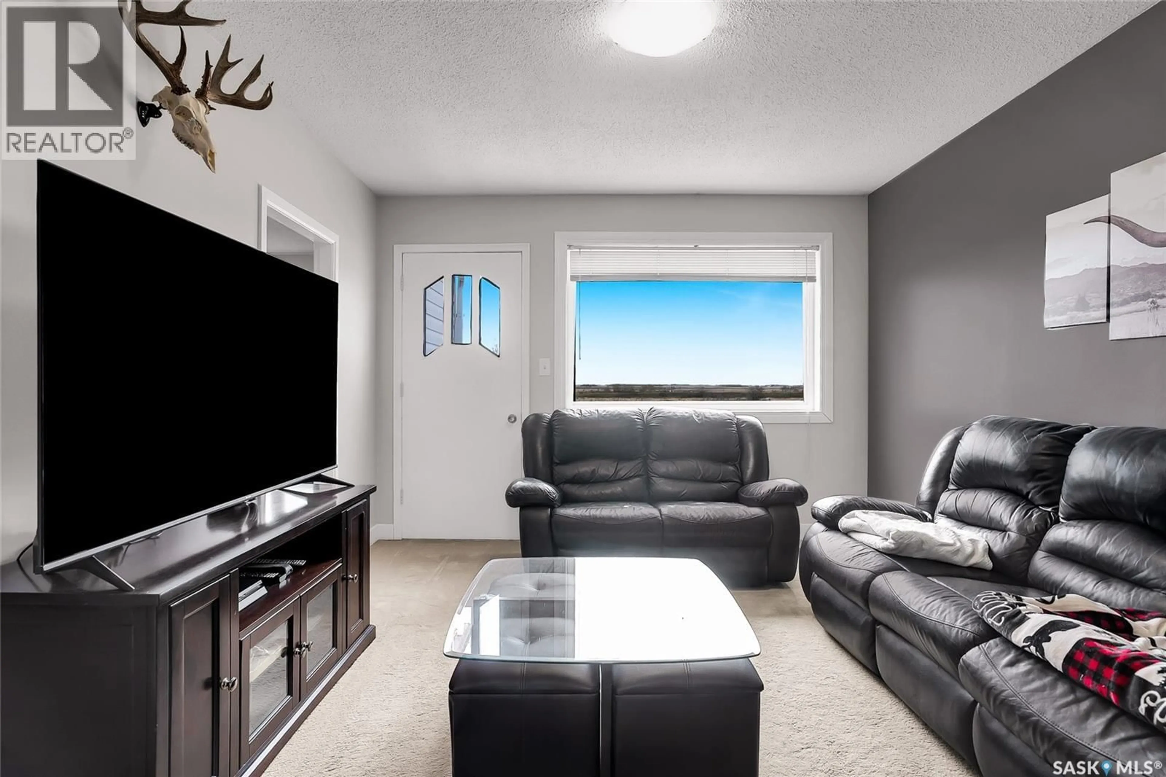 Living room with furniture, unknown for 406 RAILWAY AVENUE, Alvena Saskatchewan S0K0A0