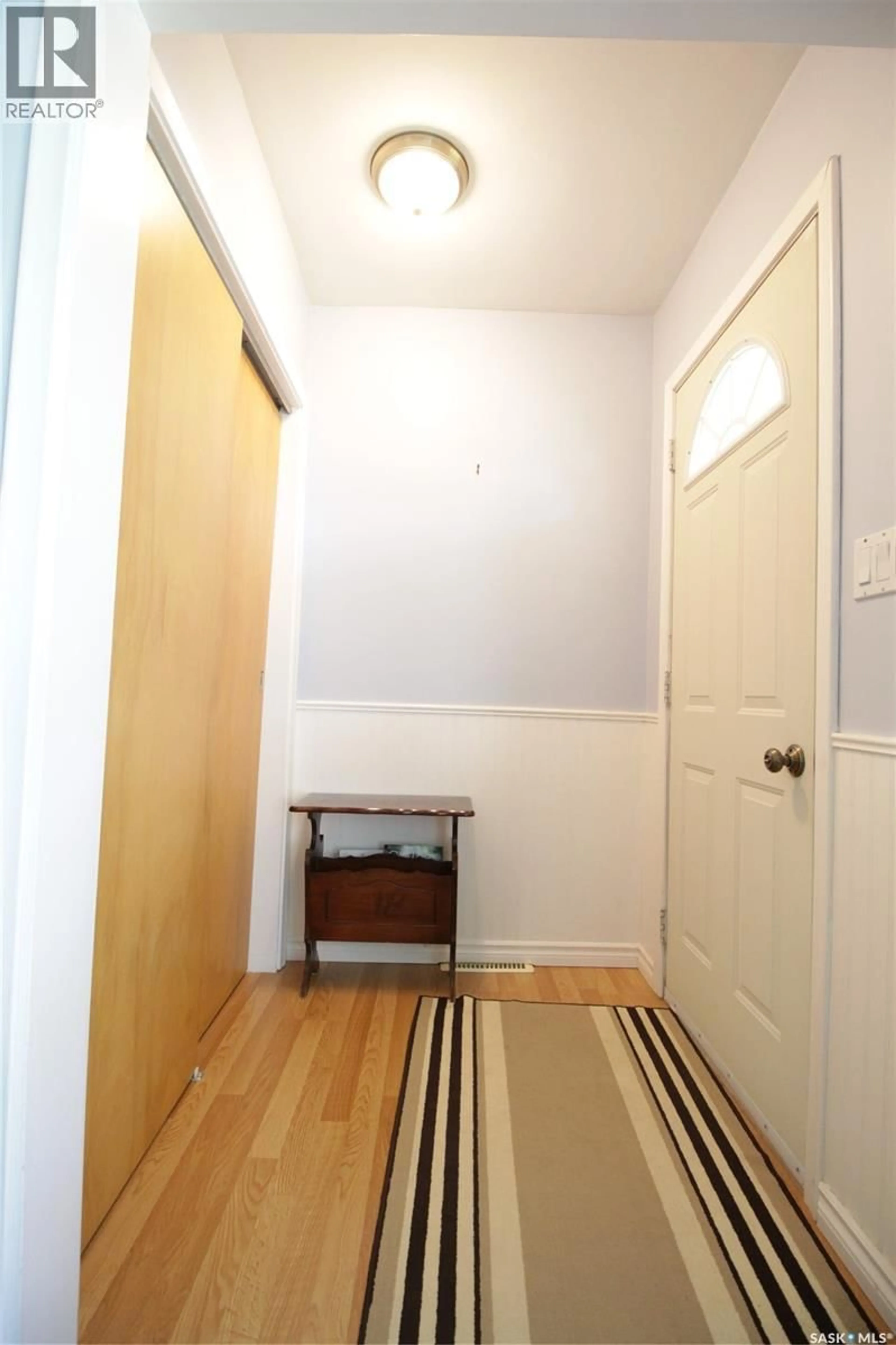 Indoor entryway for 1208 MARK AVENUE, Moosomin Saskatchewan S0G3N0