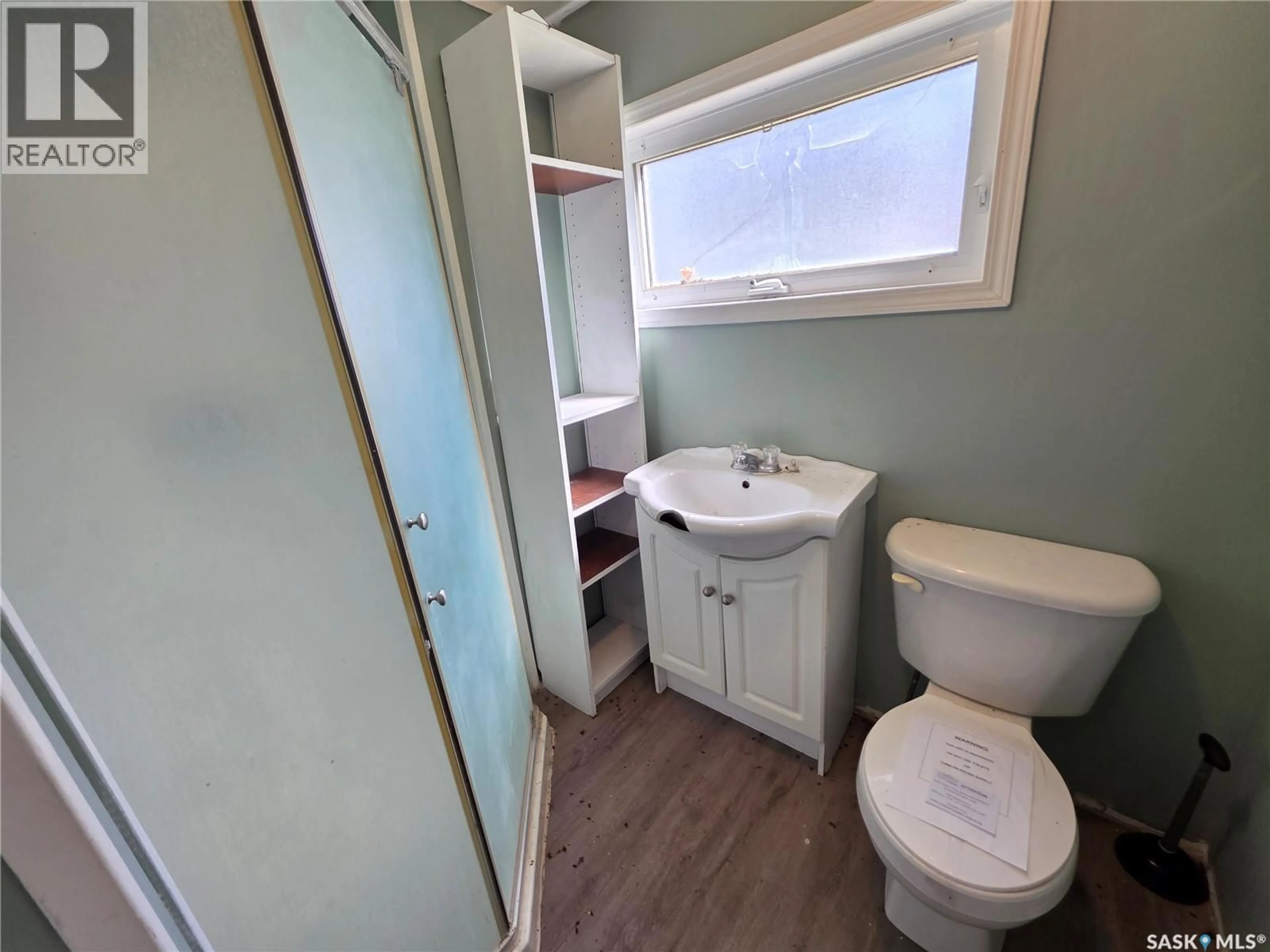 A pic of a room for 6371 QUEENS AVENUE, Gull Lake Saskatchewan S0N1A0