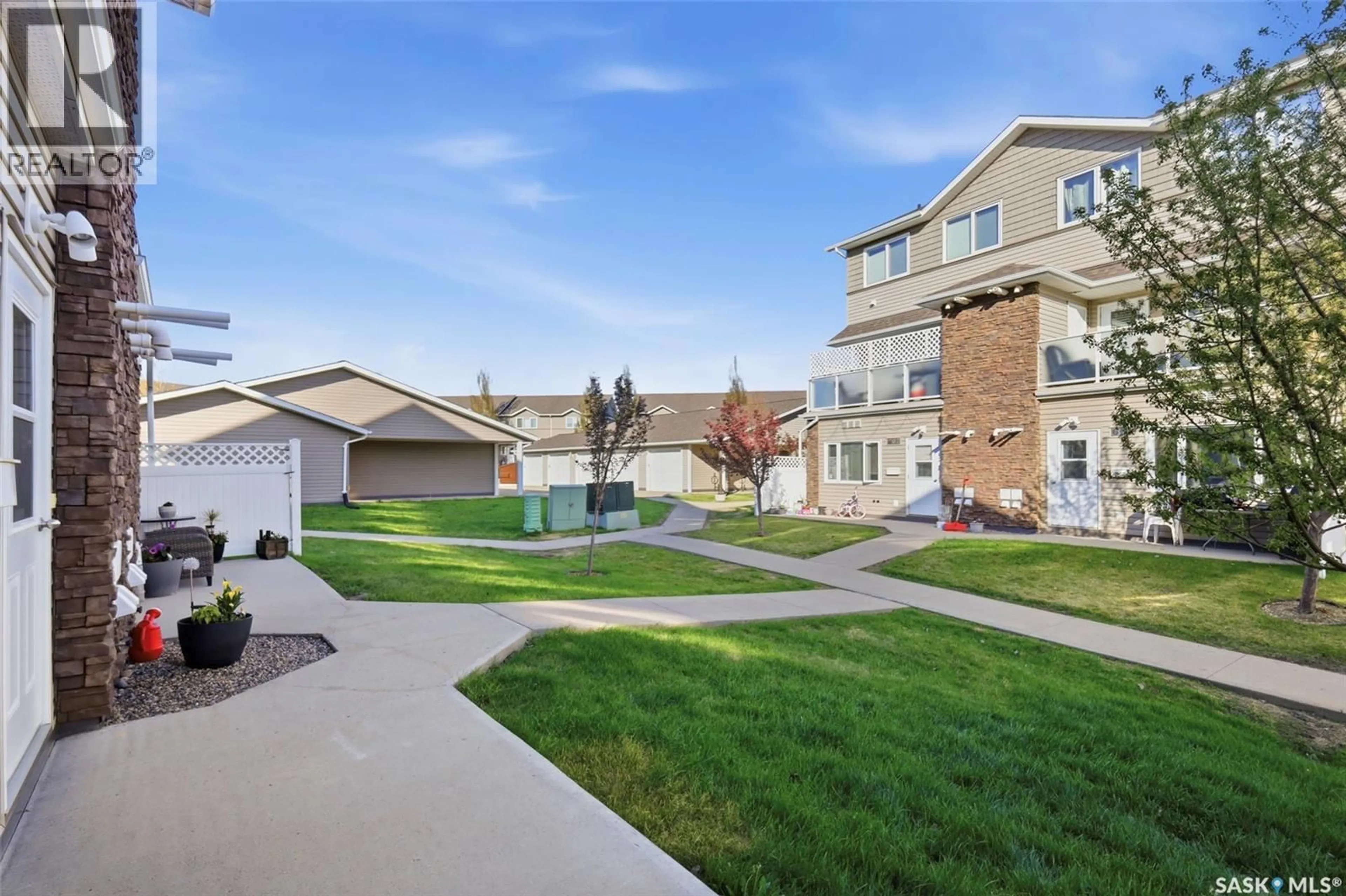 Unknown for 1022 - 703 HAMPTON CIRCLE, Saskatoon Saskatchewan S7R0K3