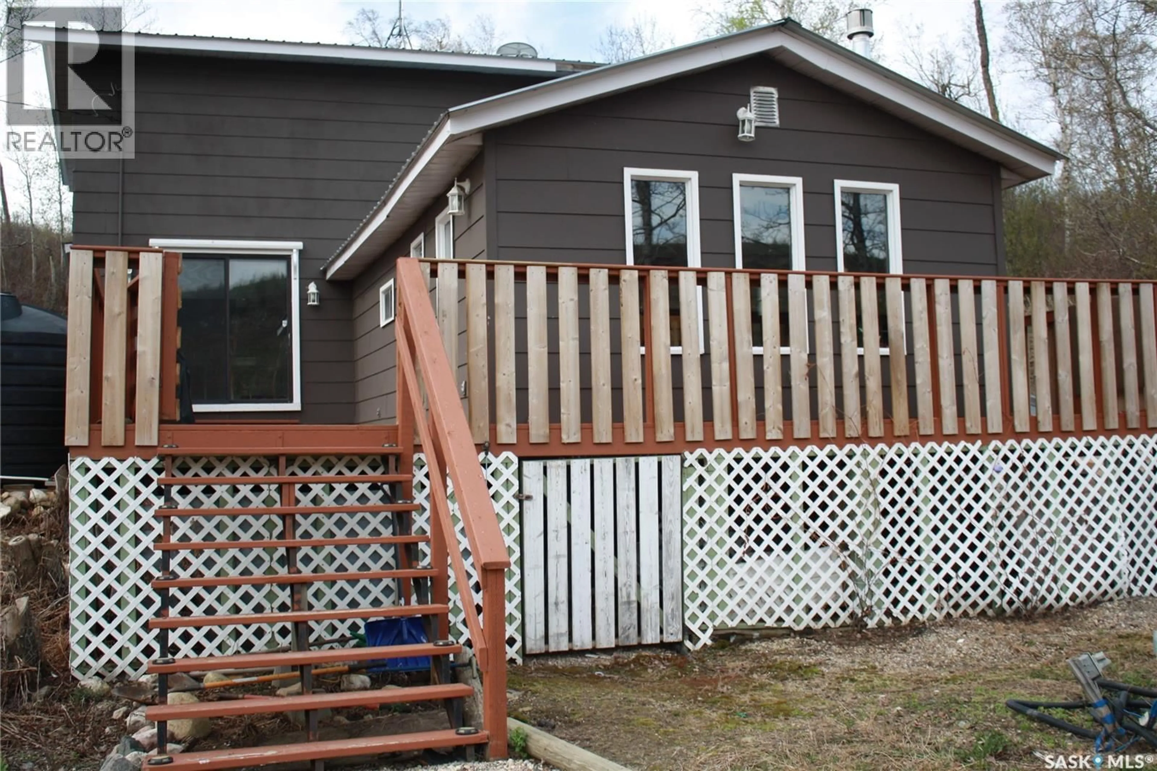 Home with vinyl exterior material, unknown for 5097 DOMREMY BEACH, Wakaw Lake Saskatchewan S0K4P0