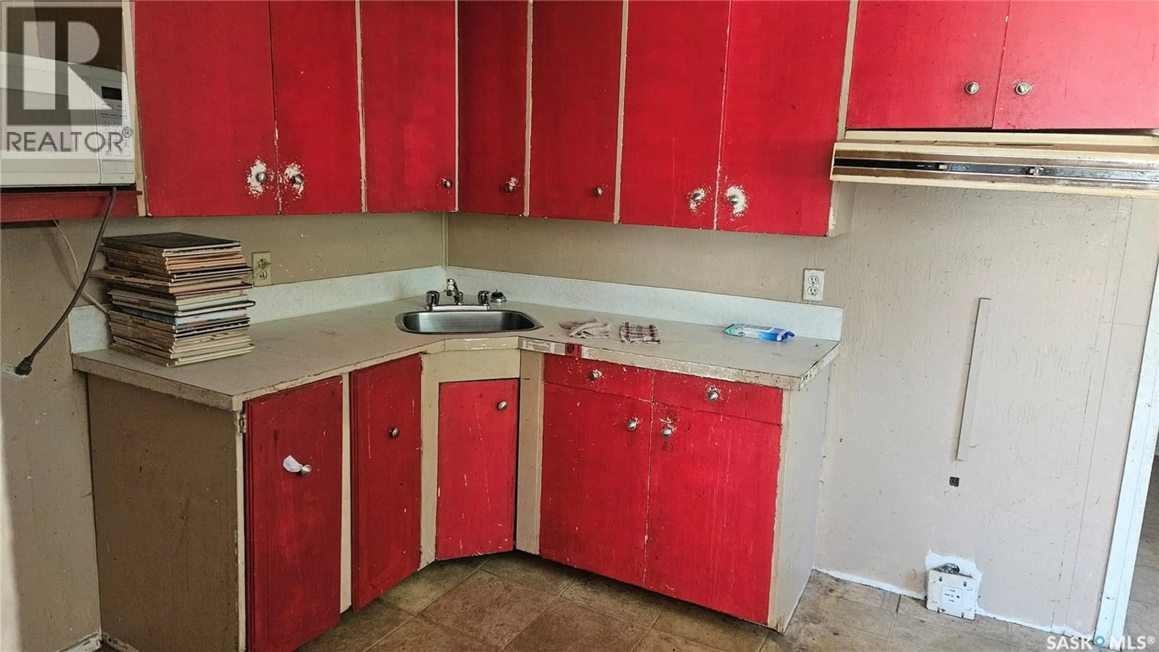 Standard kitchen, unknown for 110 4TH STREET, Wakaw Saskatchewan S0K4P0