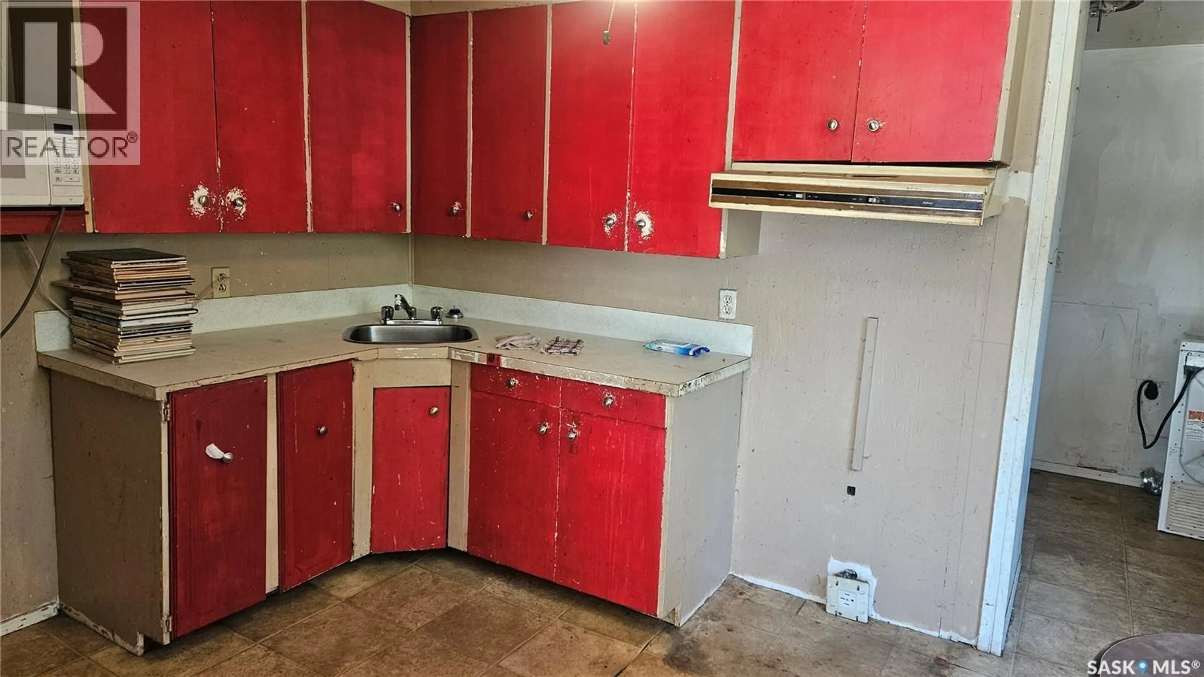 Standard kitchen, unknown for 110 4TH STREET, Wakaw Saskatchewan S0K4P0