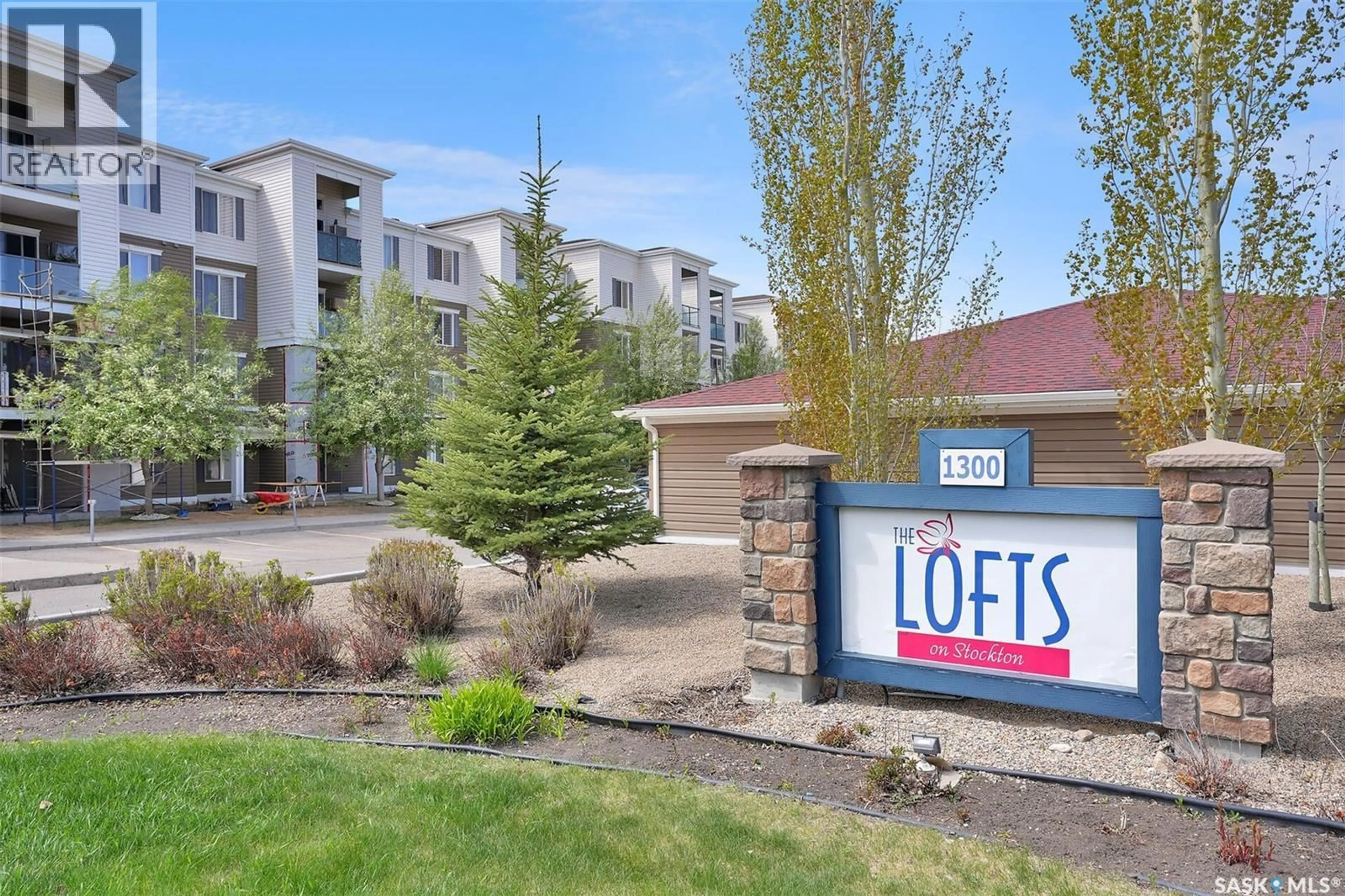 Lobby for N - 310 E 1300 STOCKTON STREET, Regina Saskatchewan S4X0G1