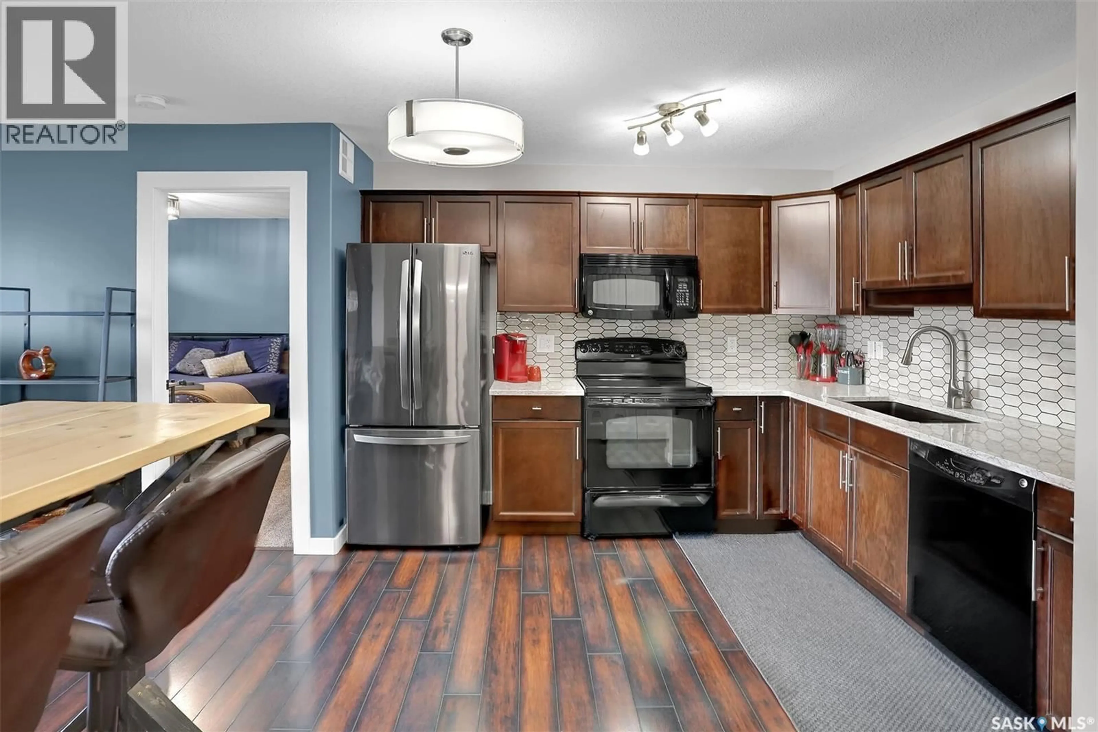 Open concept kitchen, unknown for N - 310 E 1300 STOCKTON STREET, Regina Saskatchewan S4X0G1
