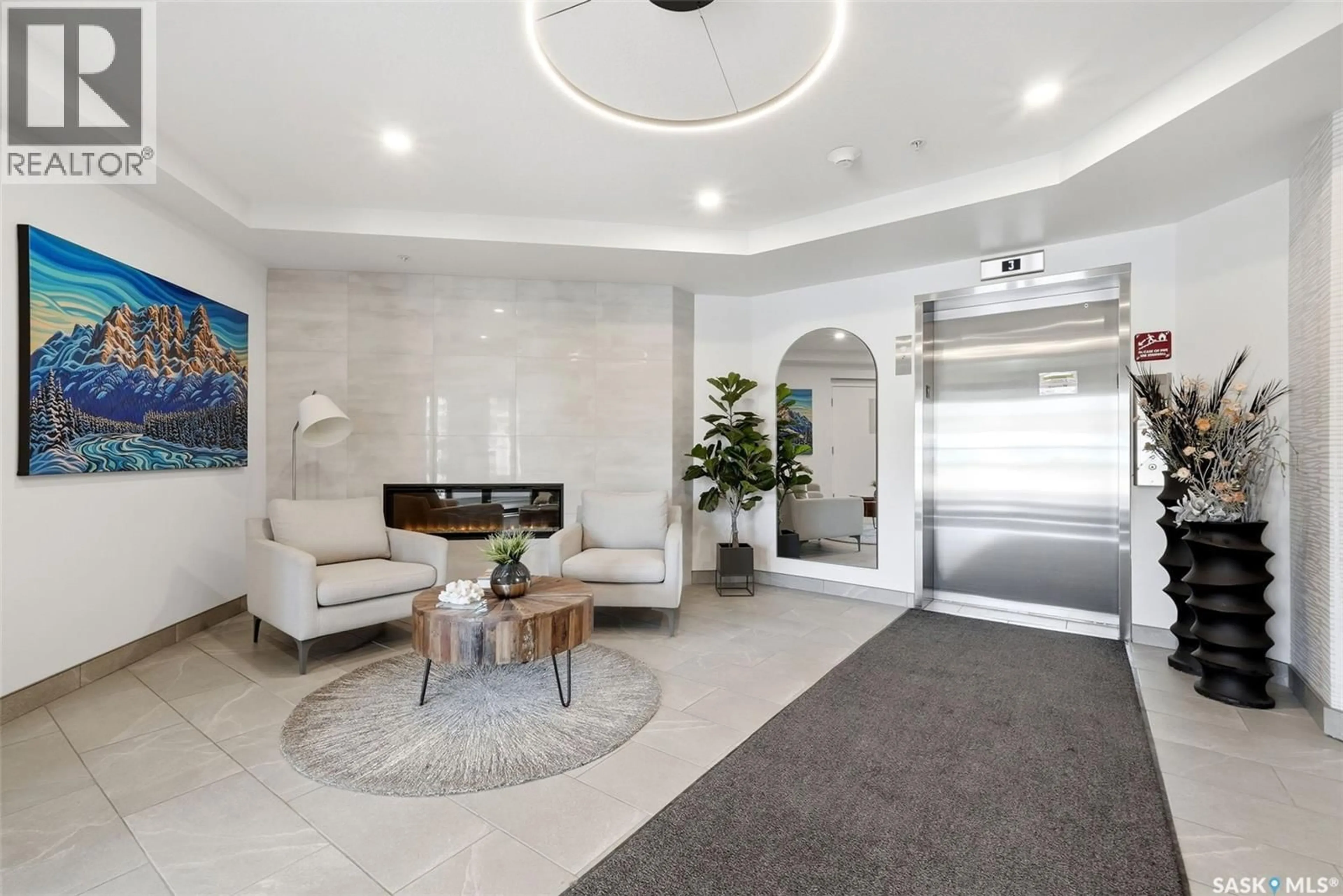 Lobby for 406 - 3581 EVANS COURT, Regina Saskatchewan S4S0N5