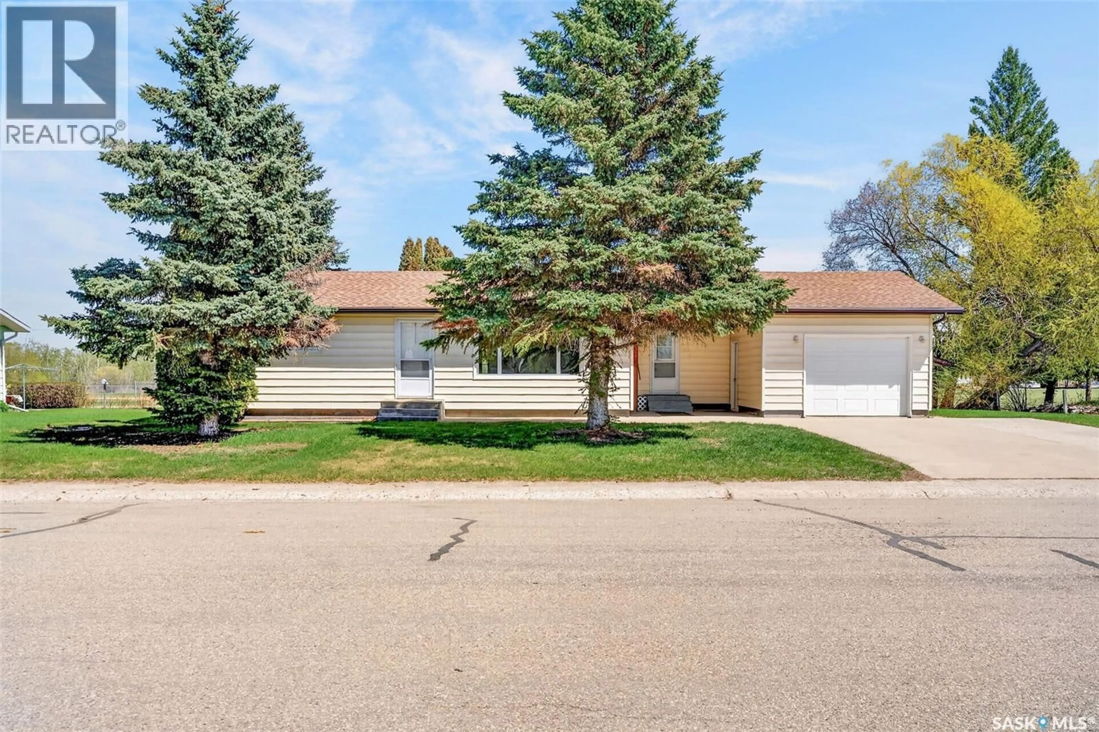 Unknown for 507 3RD AVENUE, Naicam Saskatchewan S0K2Z0