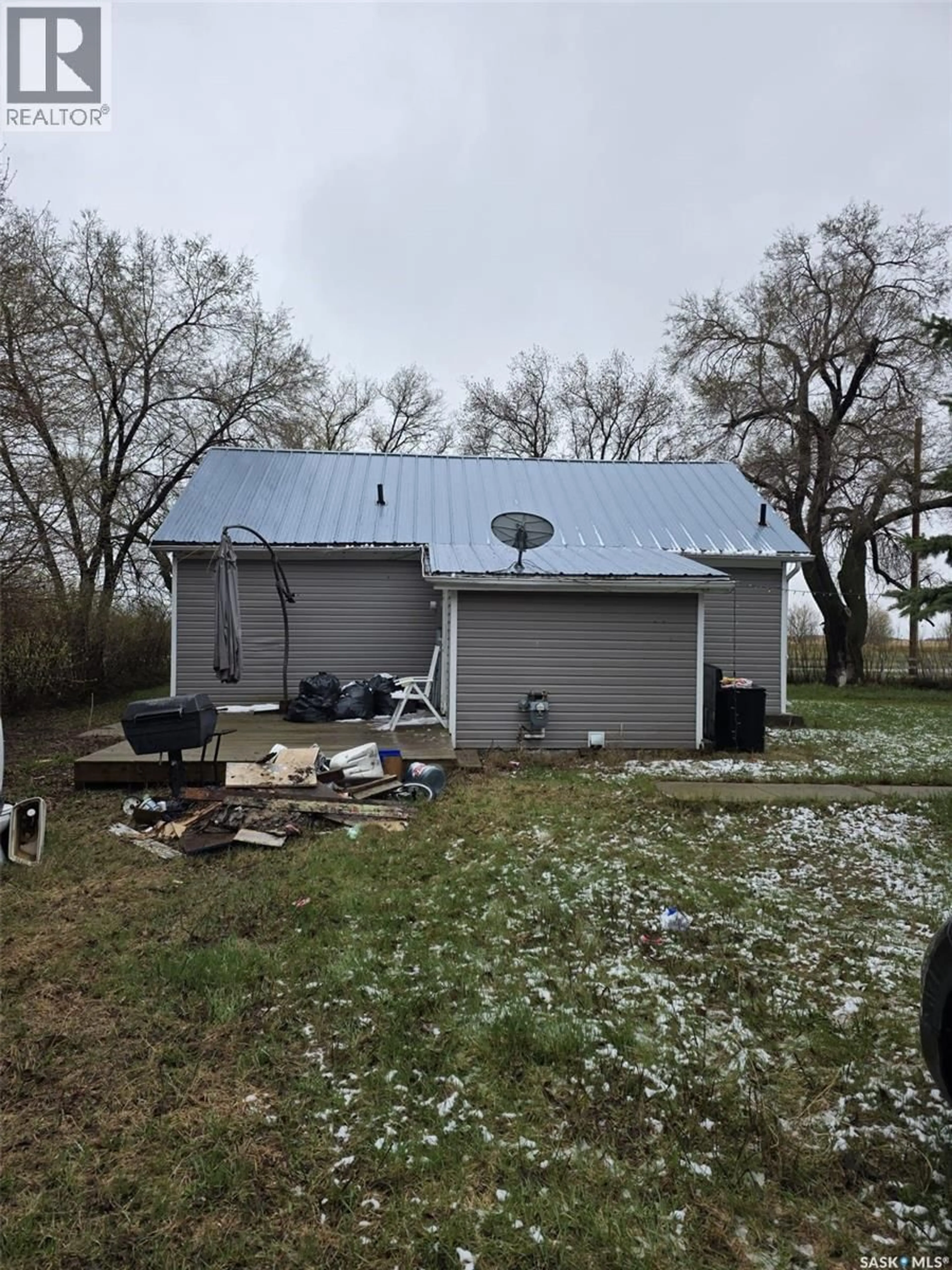 Shed for 700 RAILWAY AVENUE, Dysart Saskatchewan S0G1H0