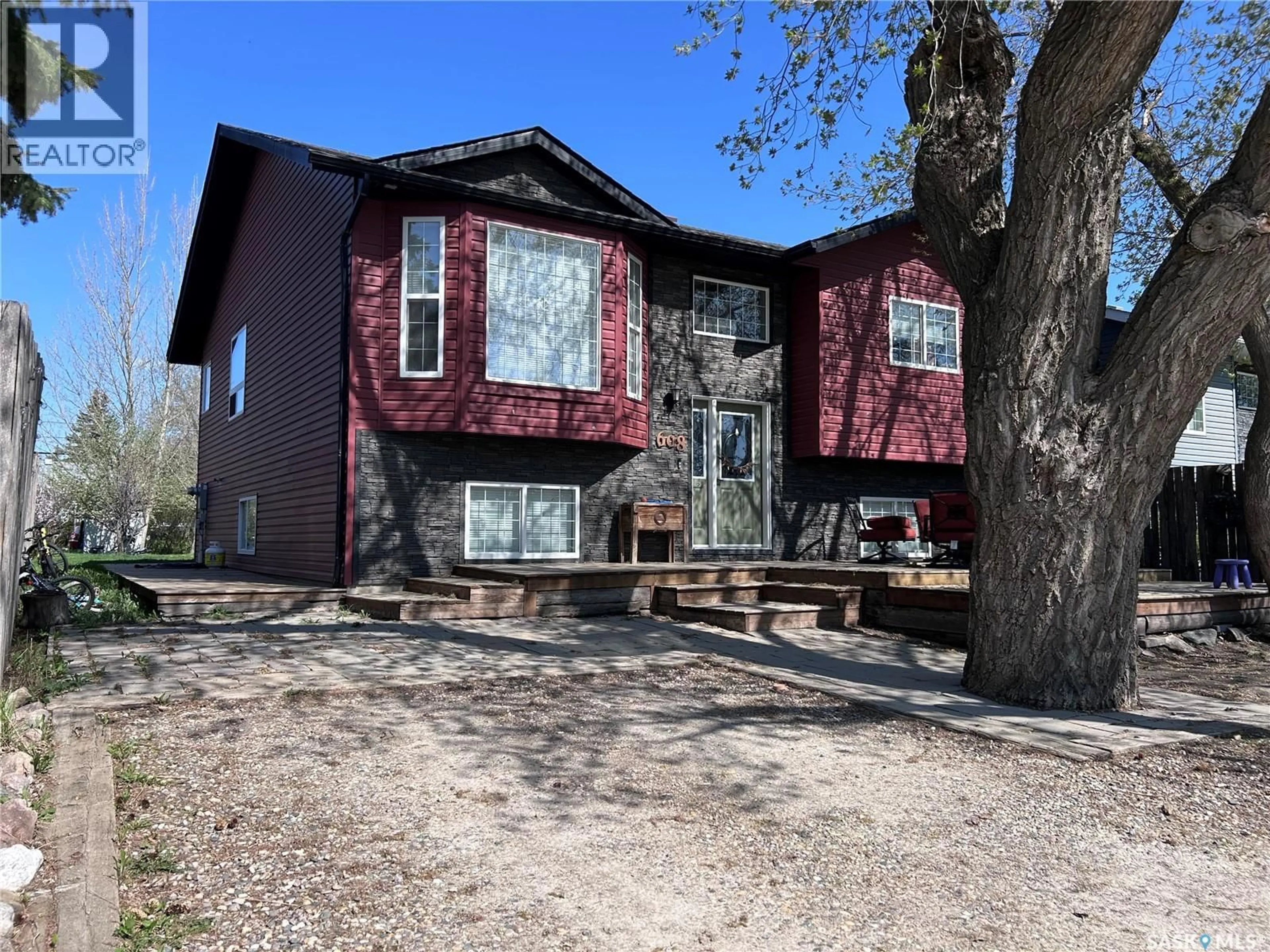 Unknown for 608 ALBERNI STREET, Moosomin Saskatchewan S0G3N0
