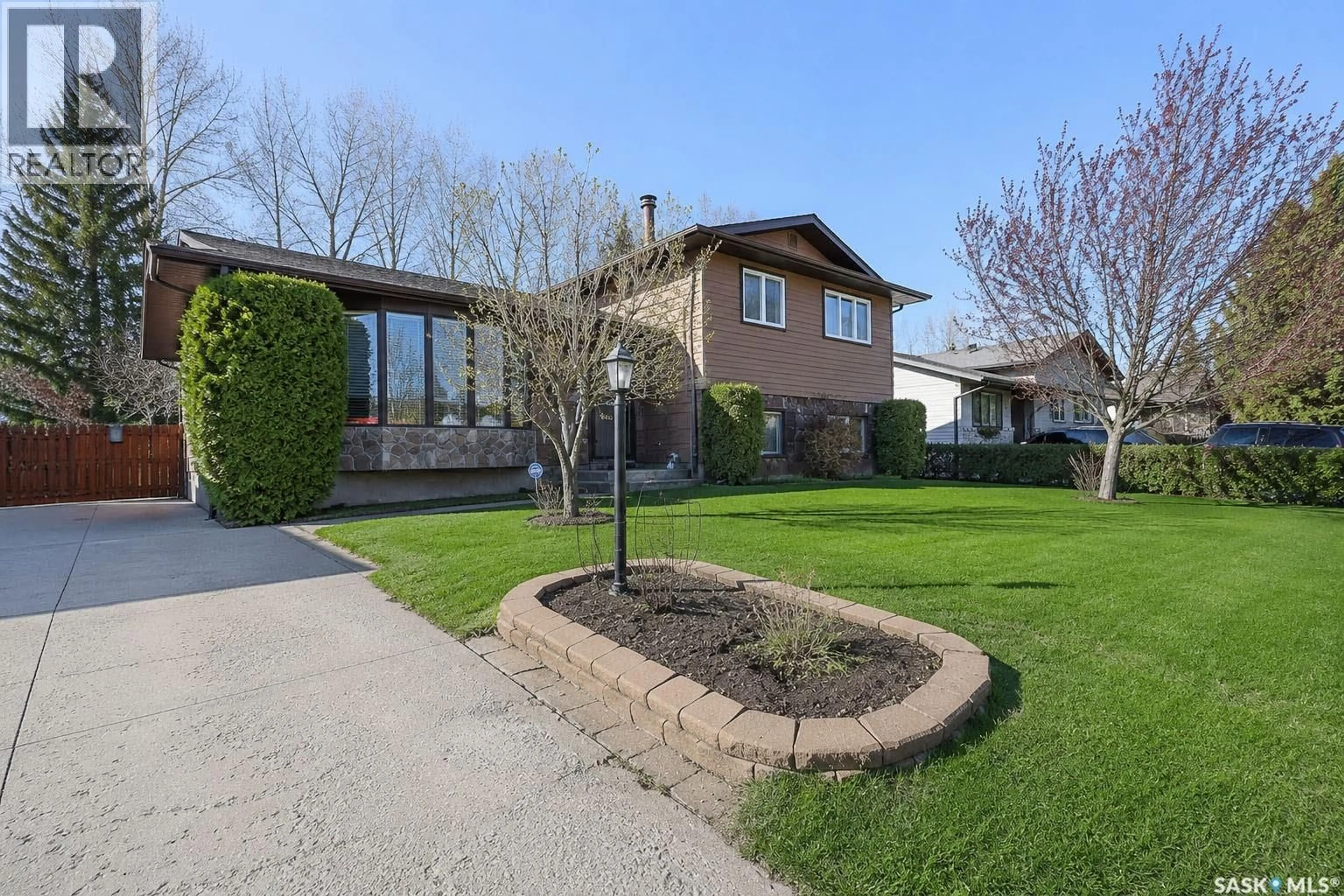 Unknown for 1010 WOODMAN CRESCENT, Prince Albert Saskatchewan S6V6L6
