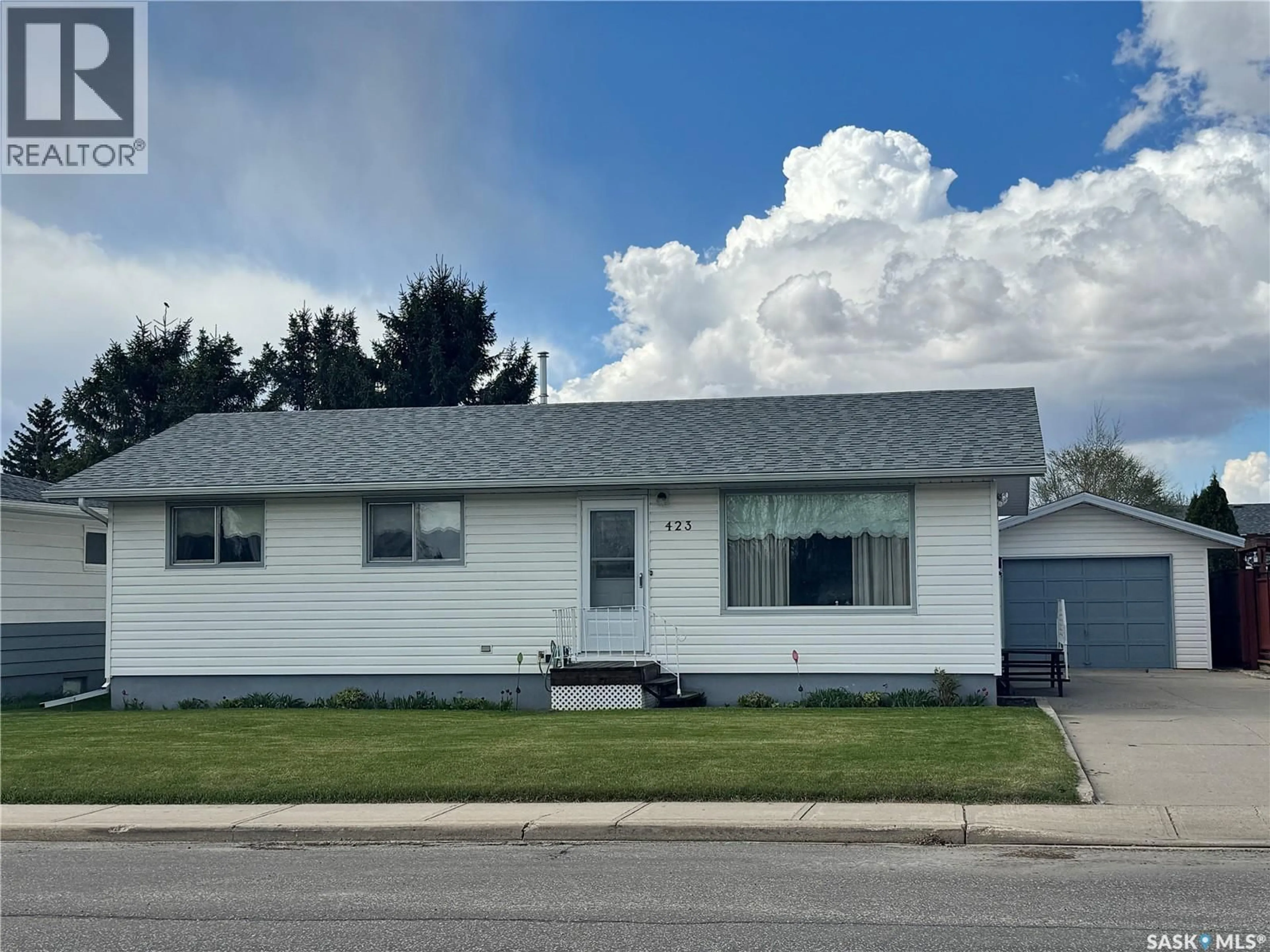 Unknown for 423 7TH AVENUE, Biggar Saskatchewan S0K0M0