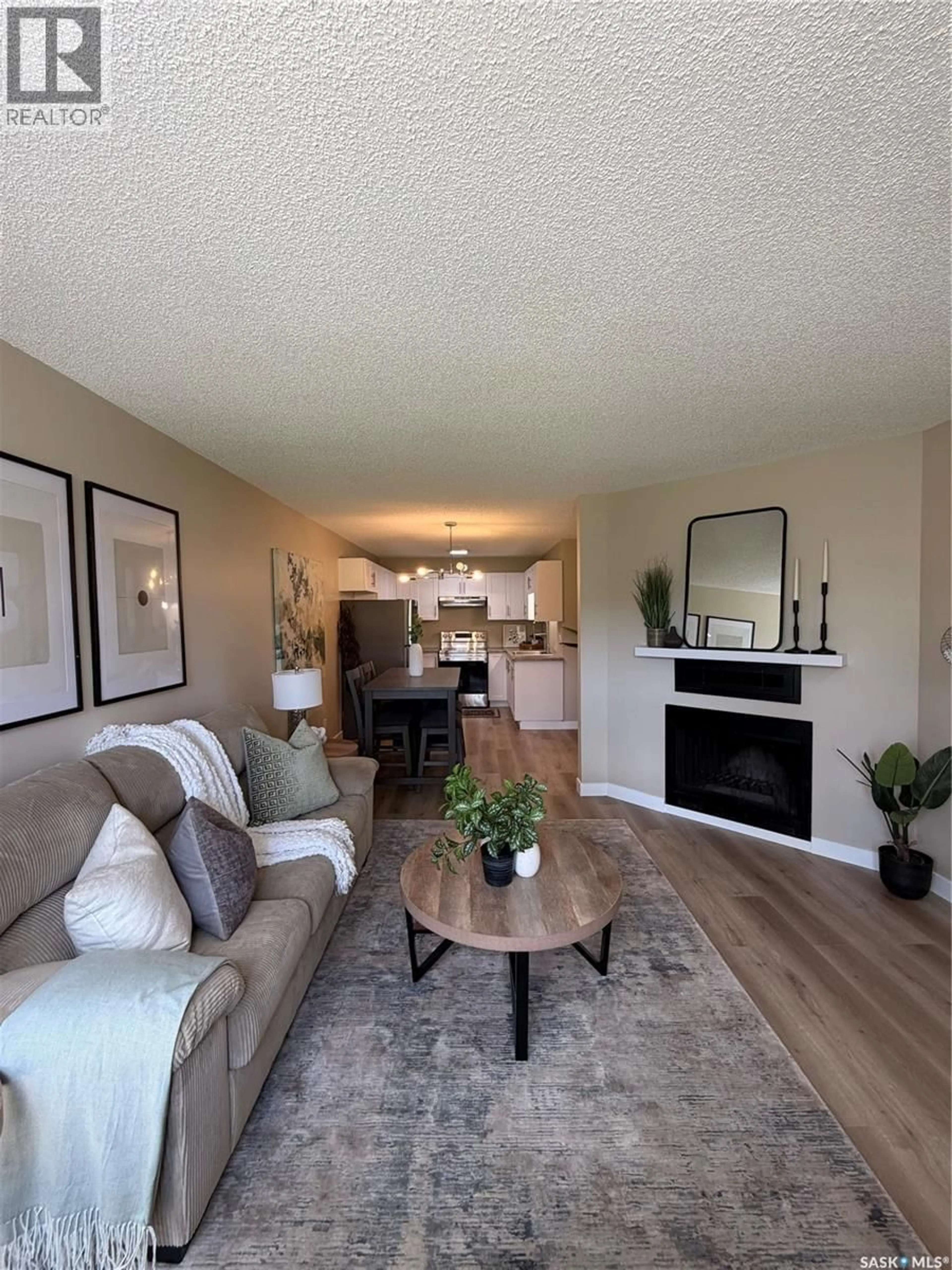 Living room with furniture, unknown for 358 CEDAR MEADOW DRIVE, Regina Saskatchewan S4X3E6