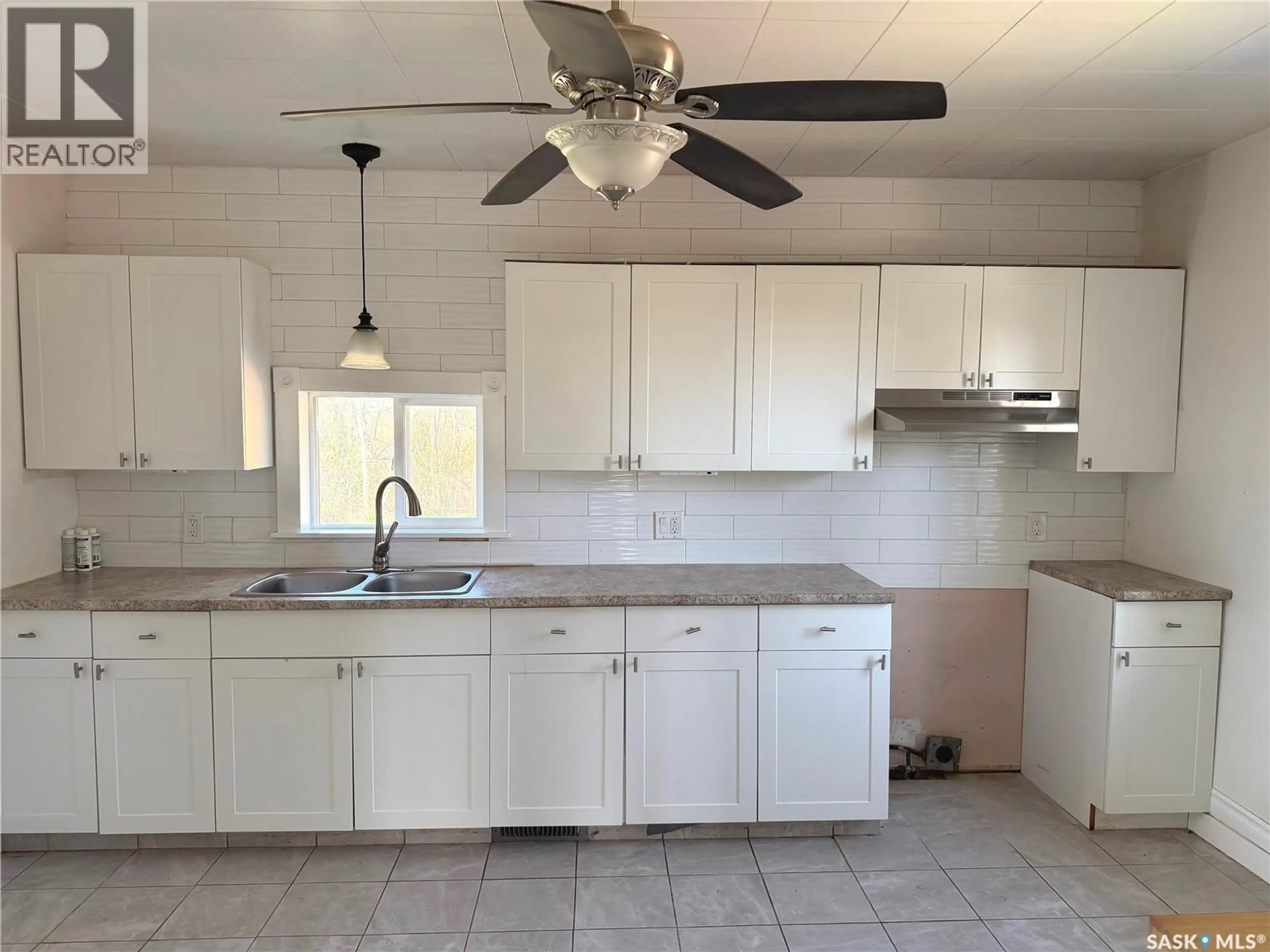 Standard kitchen, ceramic/tile floor for MCNABB ACREAGE, Abernethy Rm No. 186 Saskatchewan S0G0C0