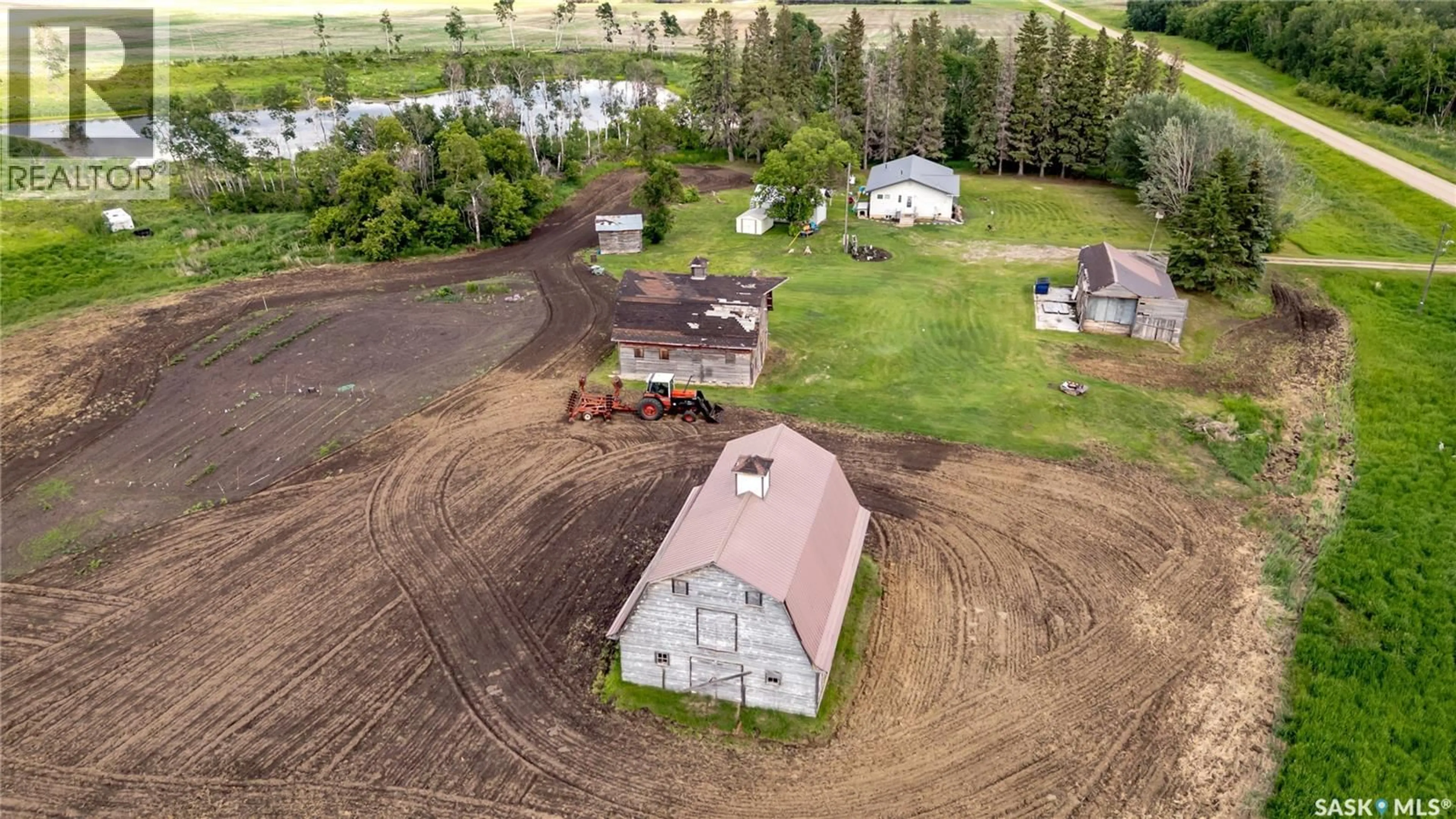 A pic from outside/outdoor area/front of a property/back of a property/a pic from drone, building for ACRES CT, Willow Creek Rm No. 458 Saskatchewan S0E0W0