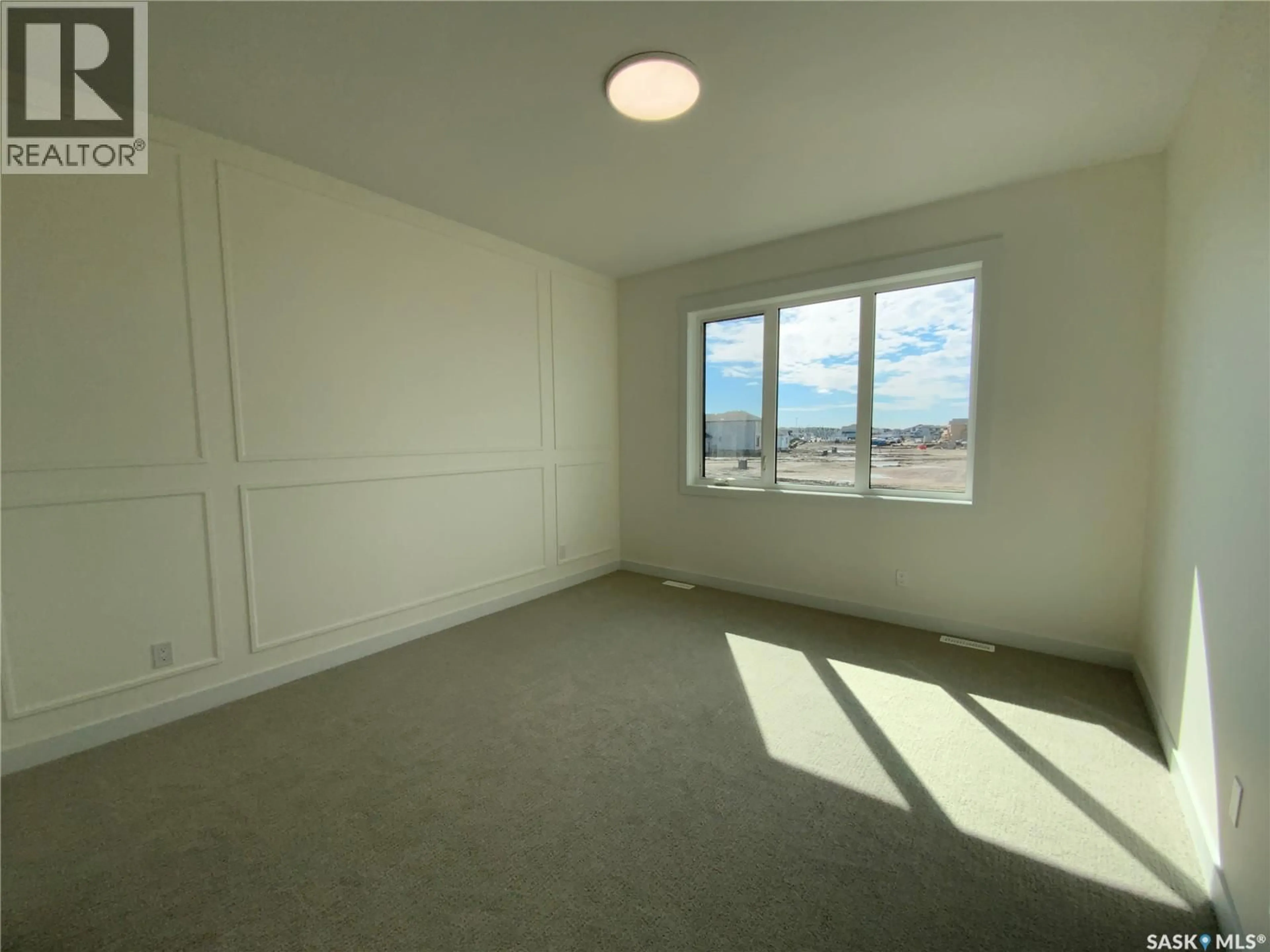 A pic of a room for 242 DORAN WAY, Saskatoon Saskatchewan S7H4N2